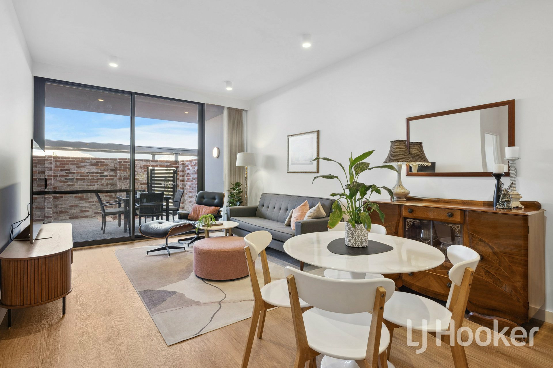 8/8 Basinghall Street, EAST VICTORIA PARK
