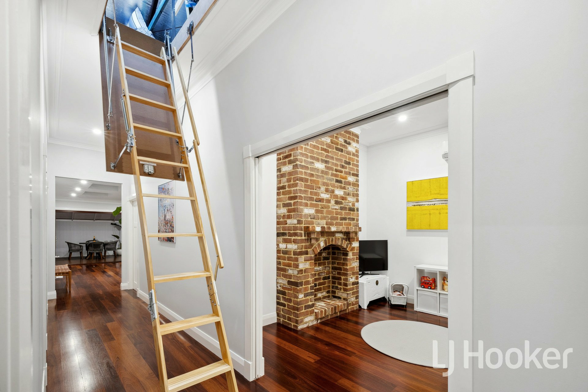 24 Balmoral Street, EAST VICTORIA PARK