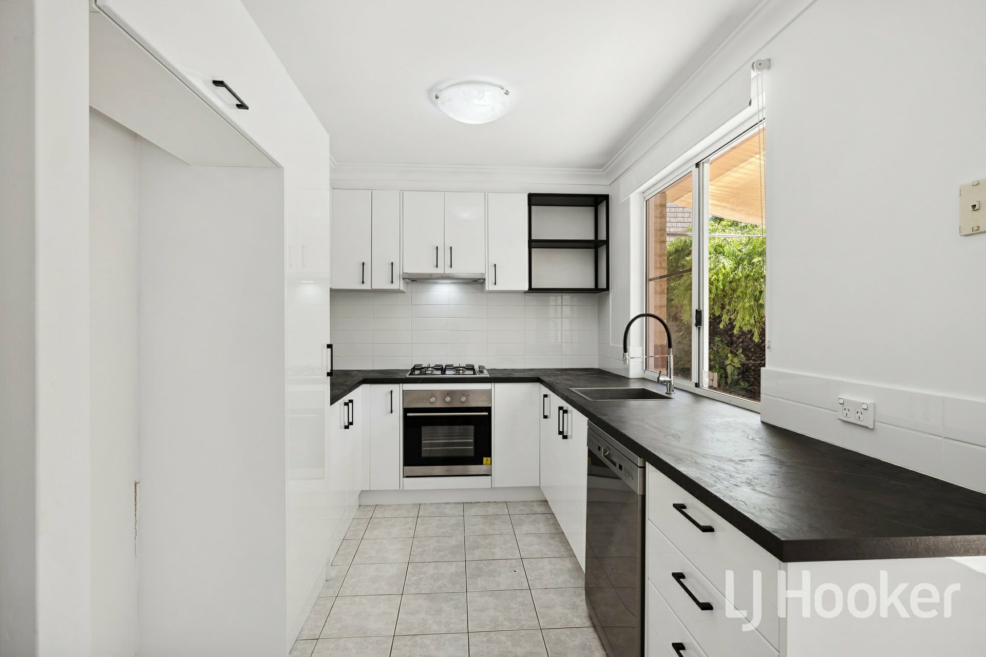 1 Heirisson Way, VICTORIA PARK