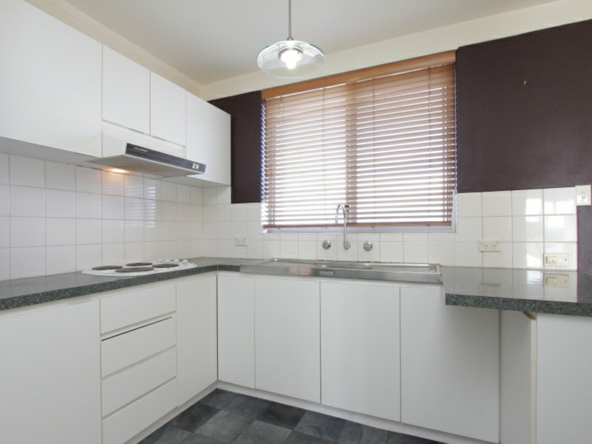 37/46-48 Rutland Avenue, LATHLAIN