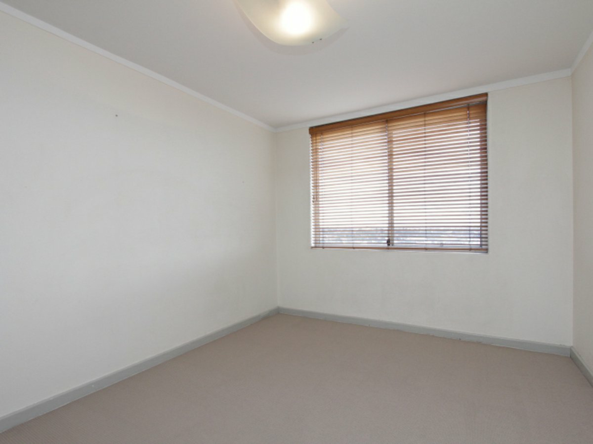 37/46-48 Rutland Avenue, LATHLAIN