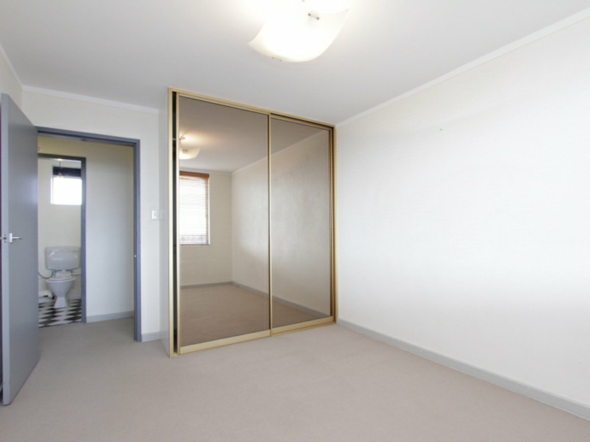 37/46-48 Rutland Avenue, LATHLAIN