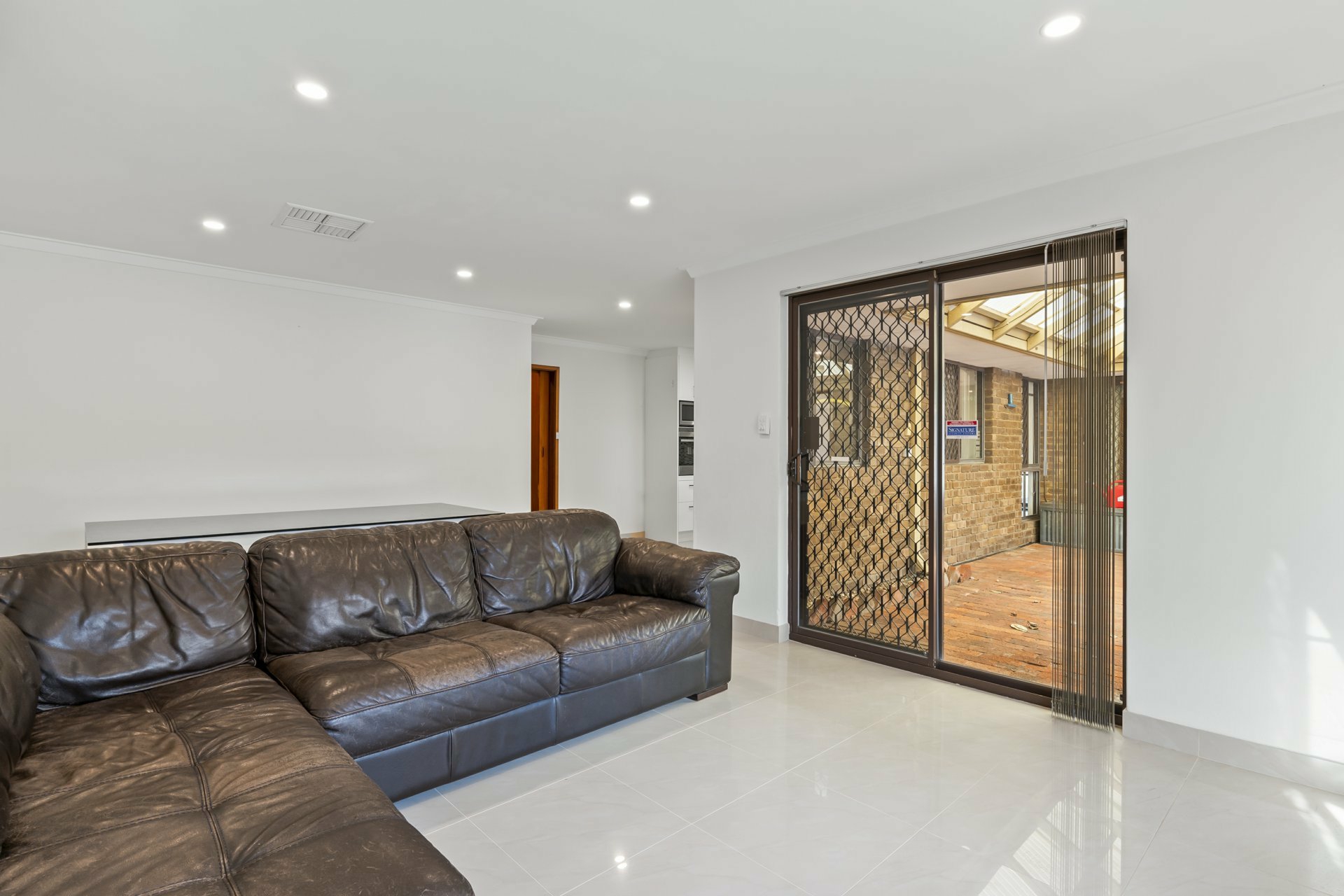 8 Pearson Crescent, BULL CREEK