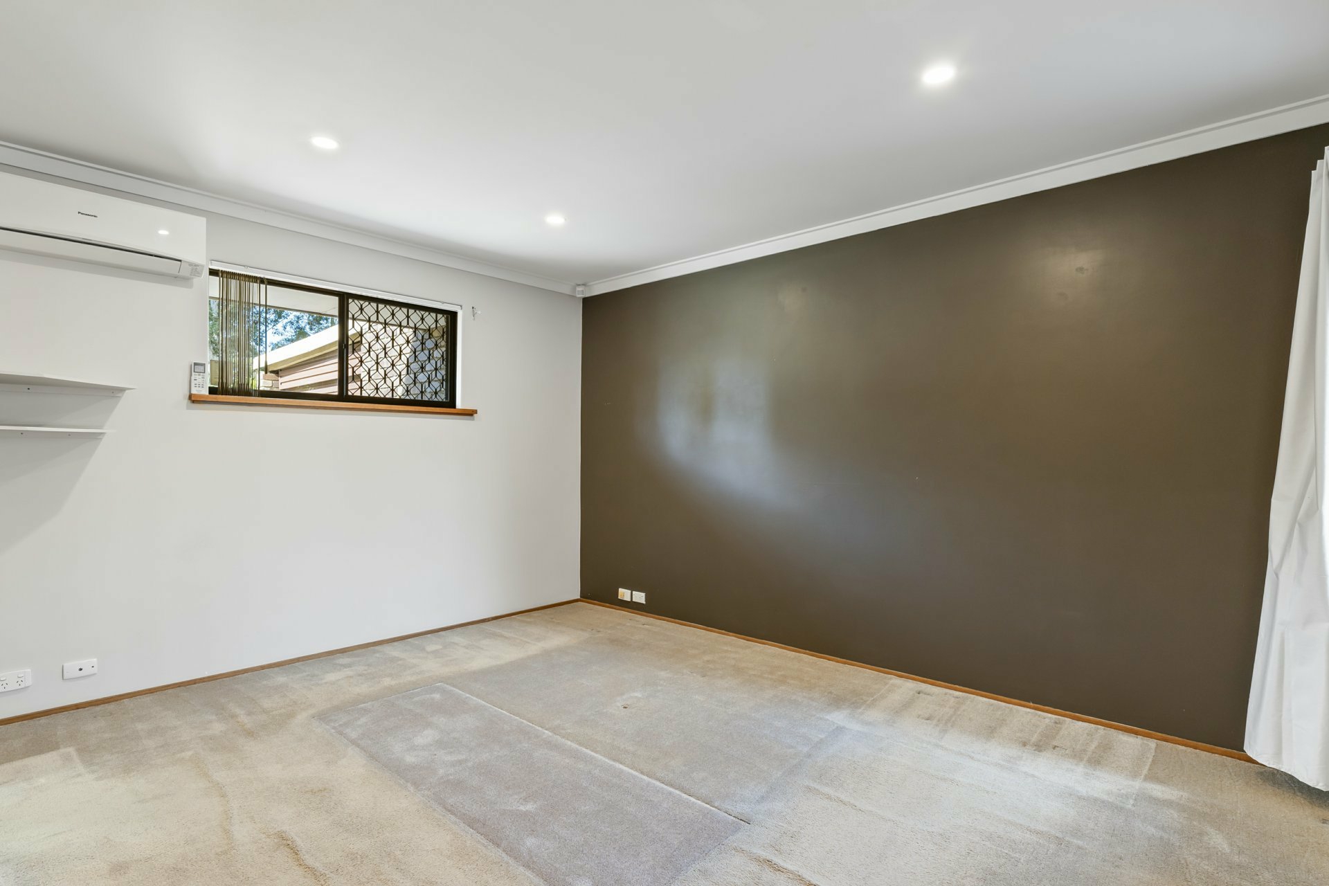8 Pearson Crescent, BULL CREEK