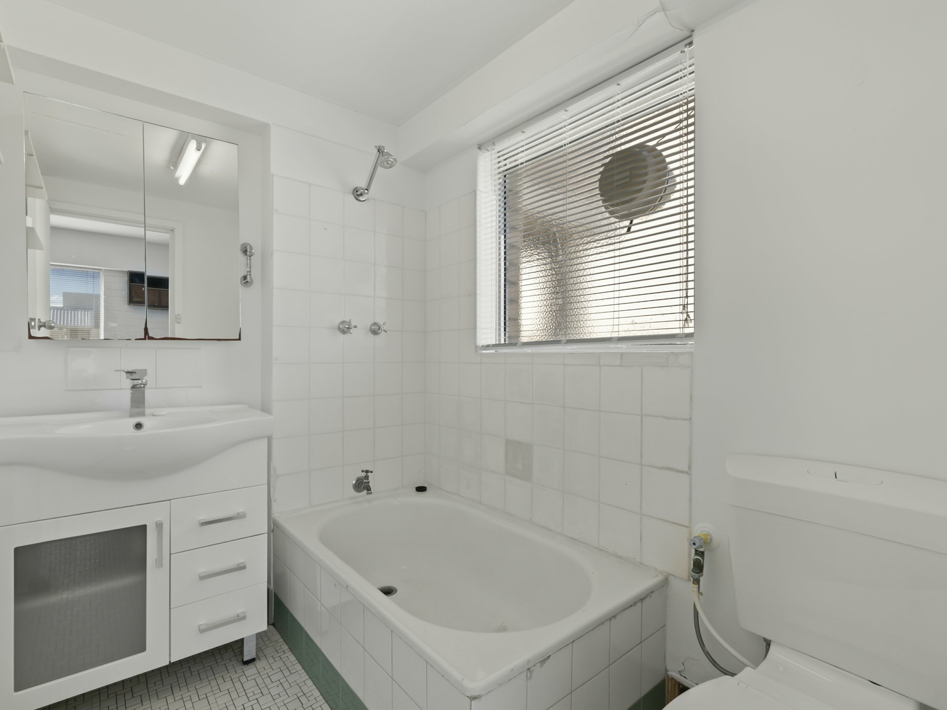 1/15 King George Street,, VICTORIA PARK