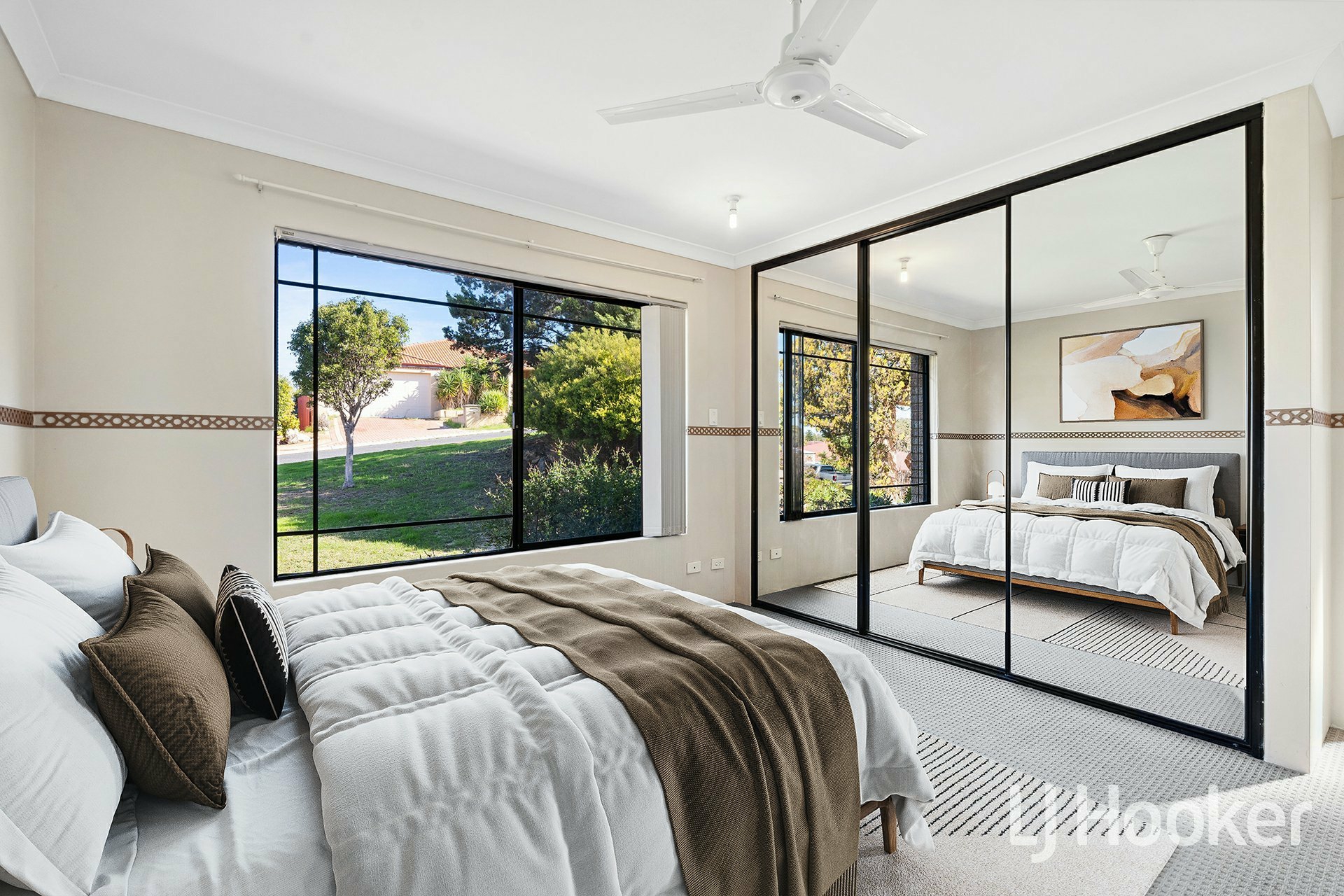 12 Corsock Loop, KINROSS