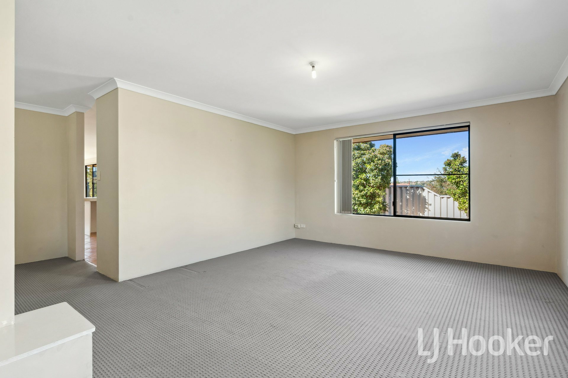 12 Corsock Loop, KINROSS