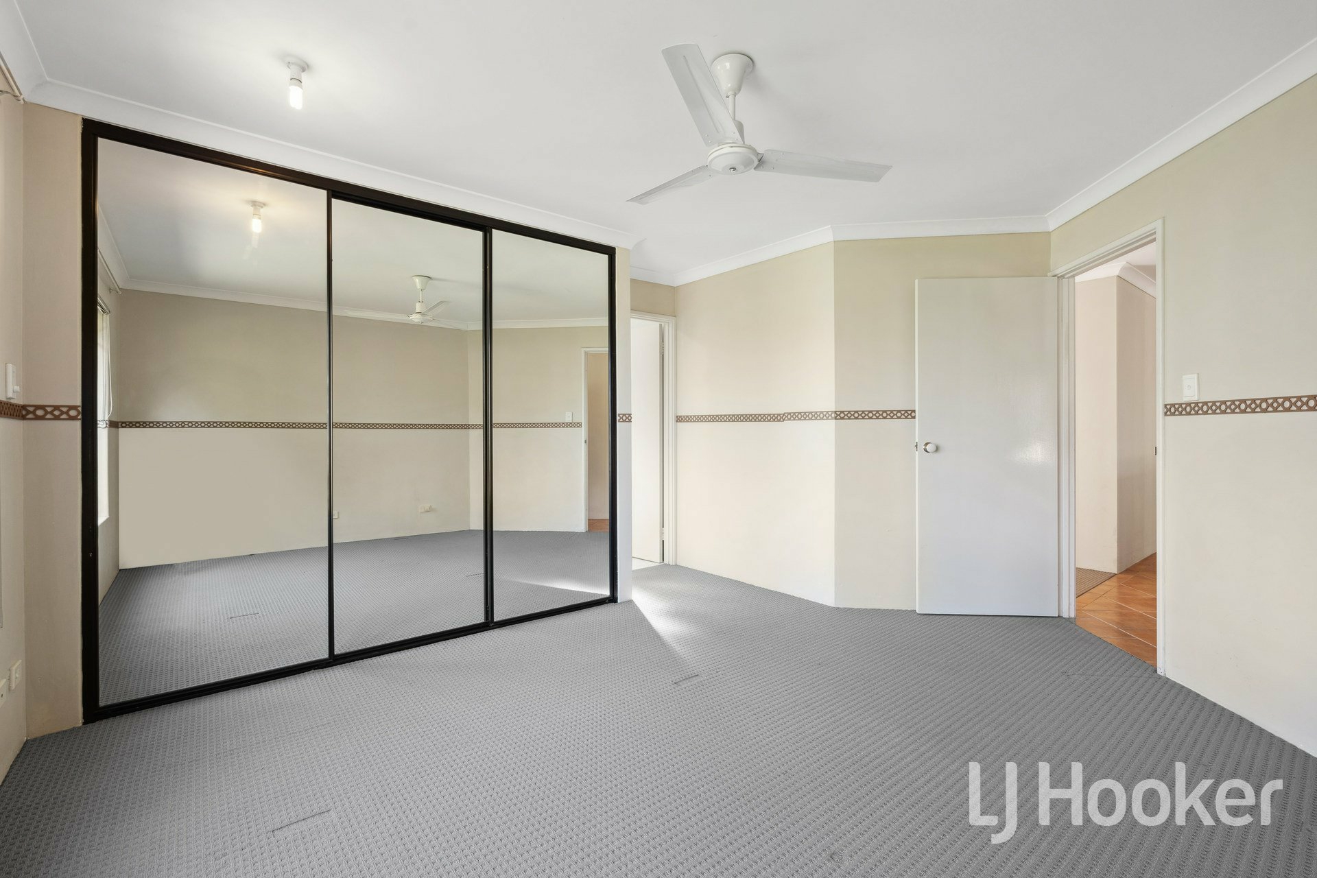 12 Corsock Loop, KINROSS