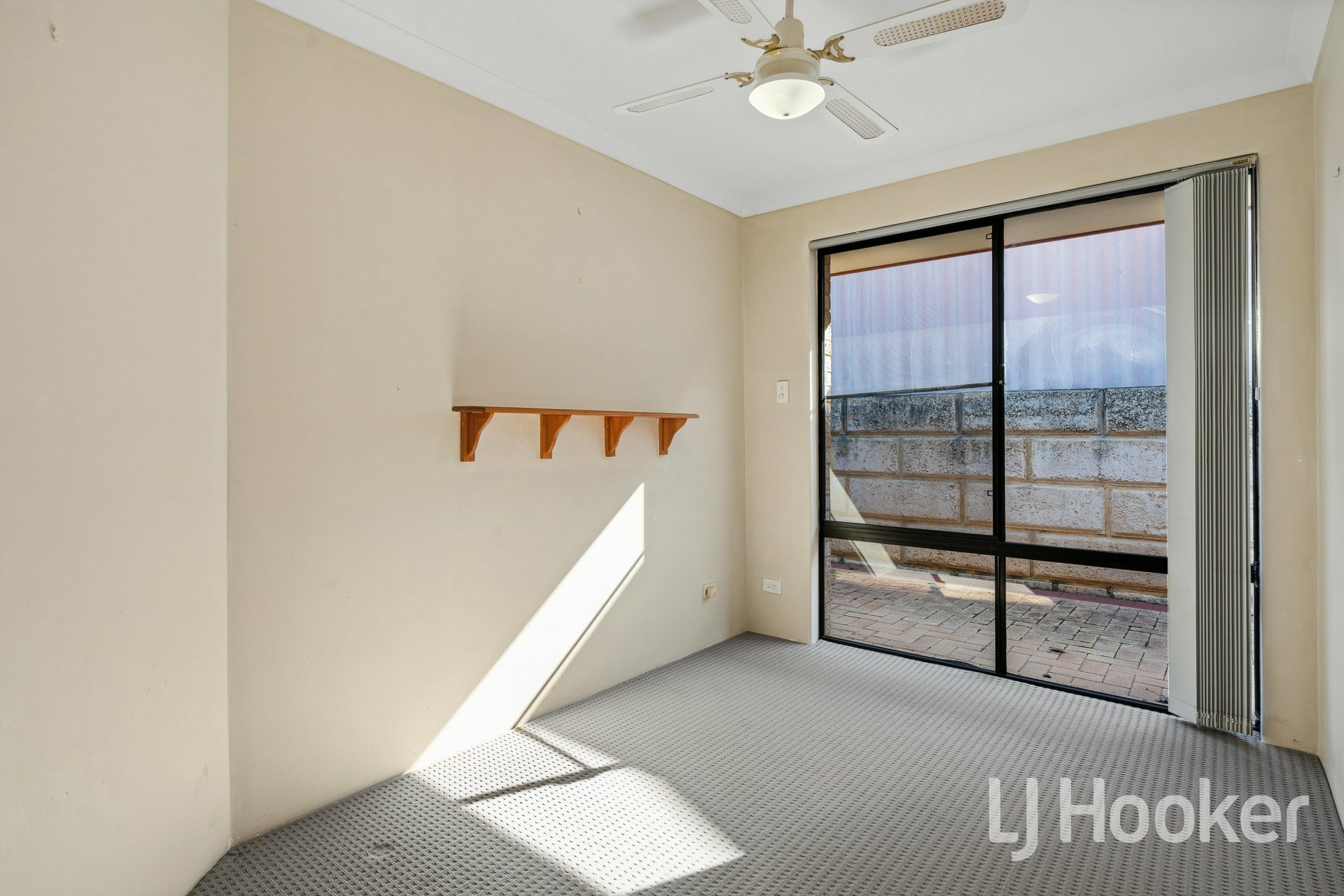 12 Corsock Loop, KINROSS