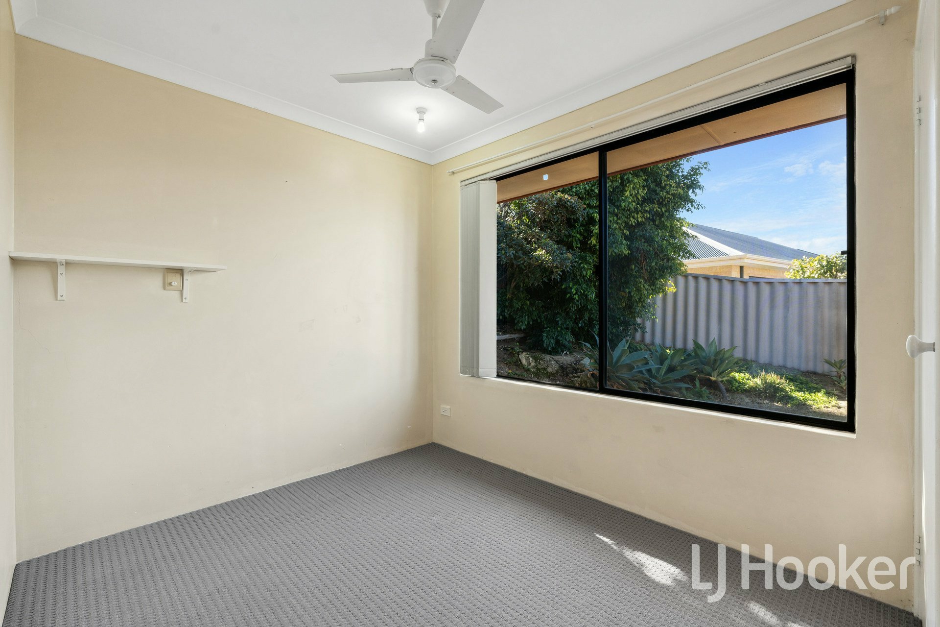 12 Corsock Loop, KINROSS