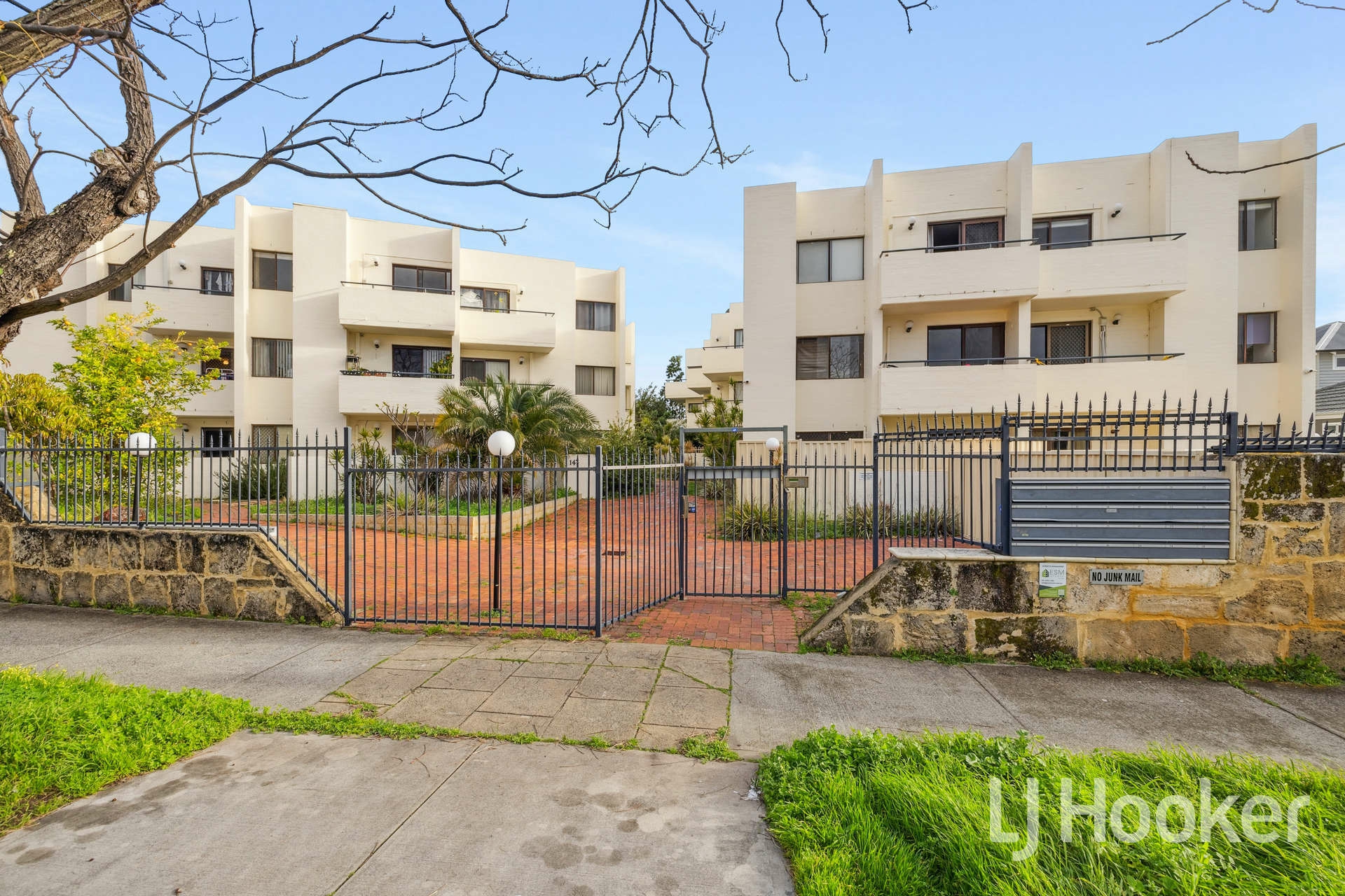 8/147 Hubert Street, EAST VICTORIA PARK