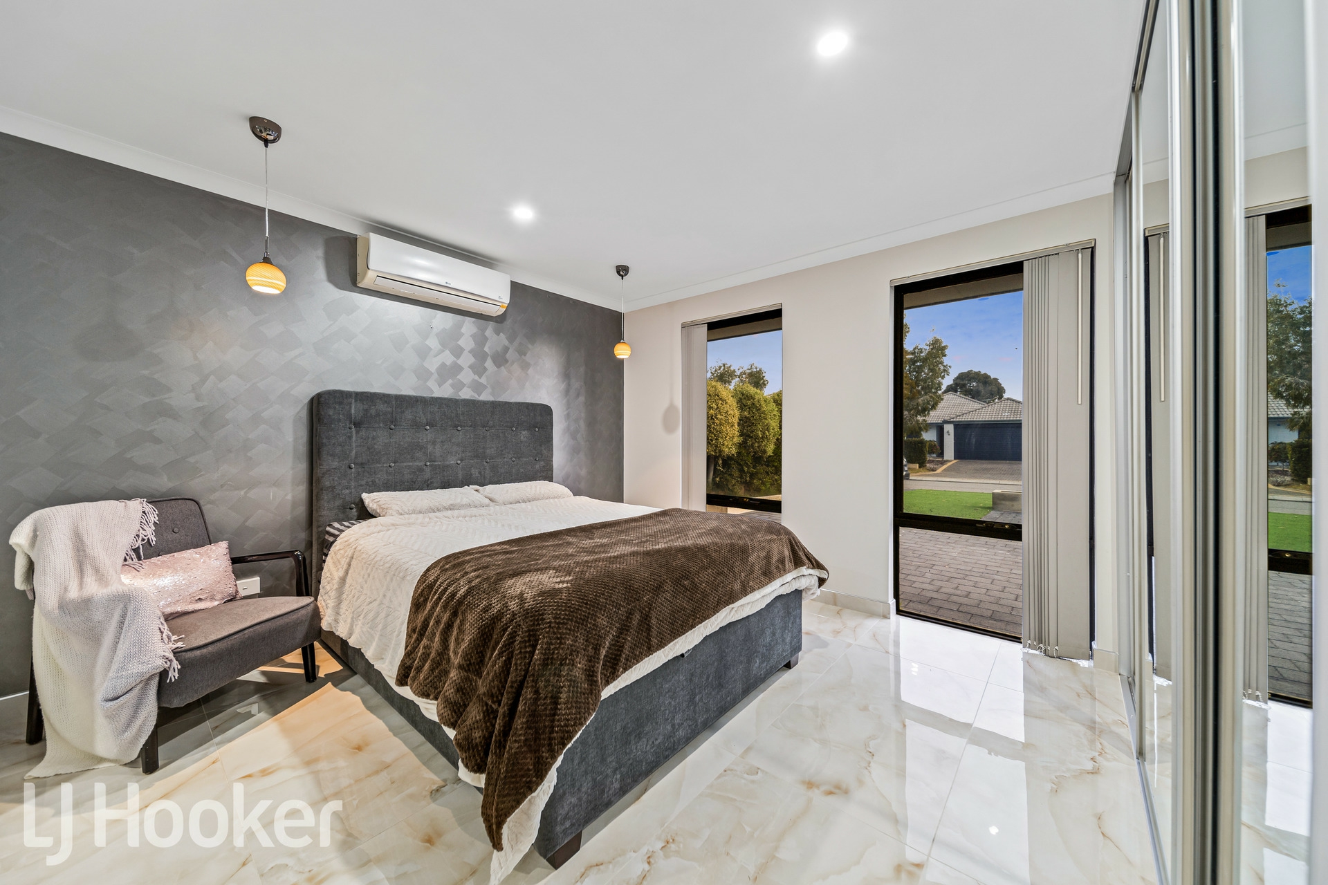 19 Retchford Way, QUEENS PARK