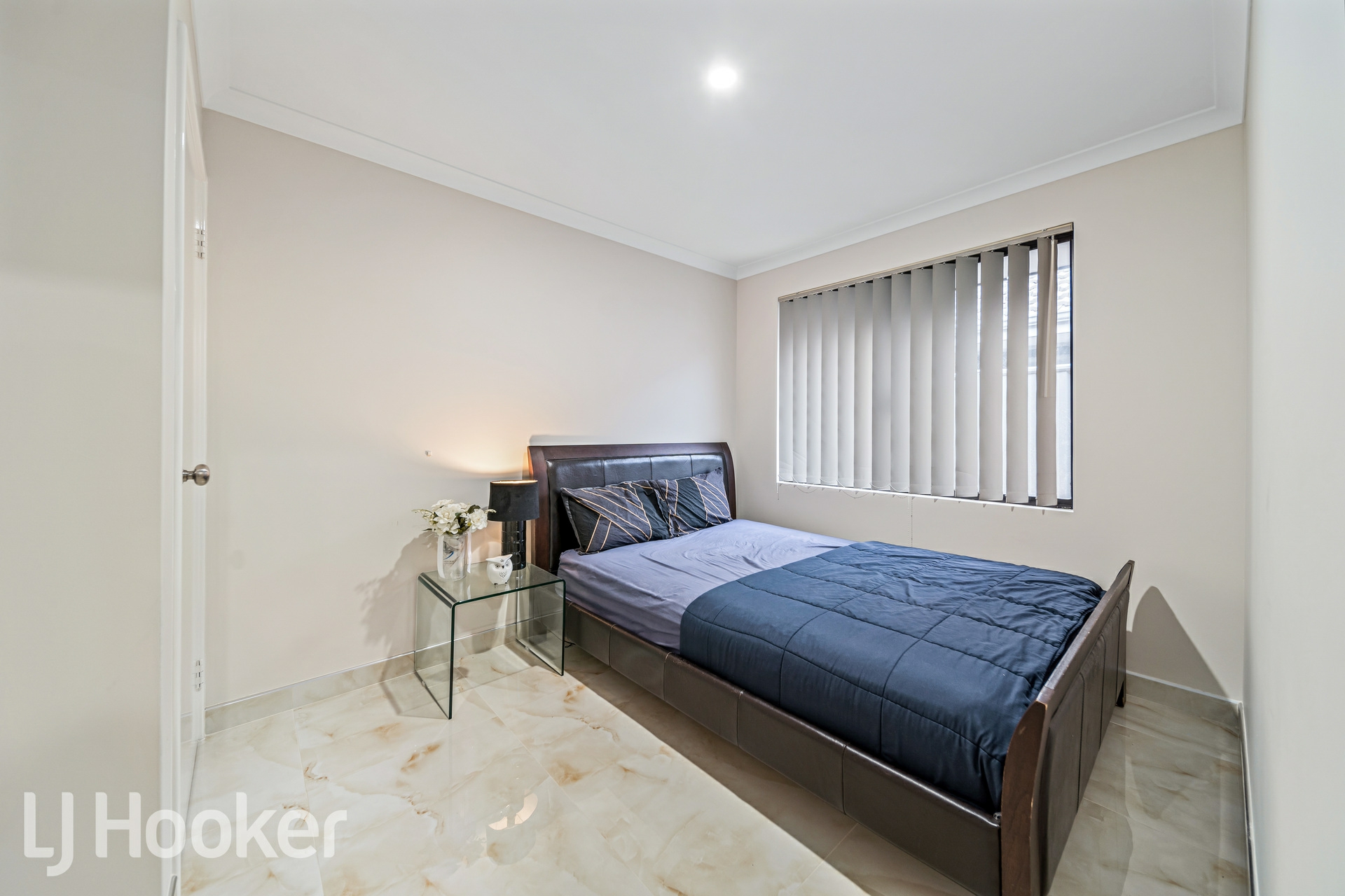 19 Retchford Way, QUEENS PARK