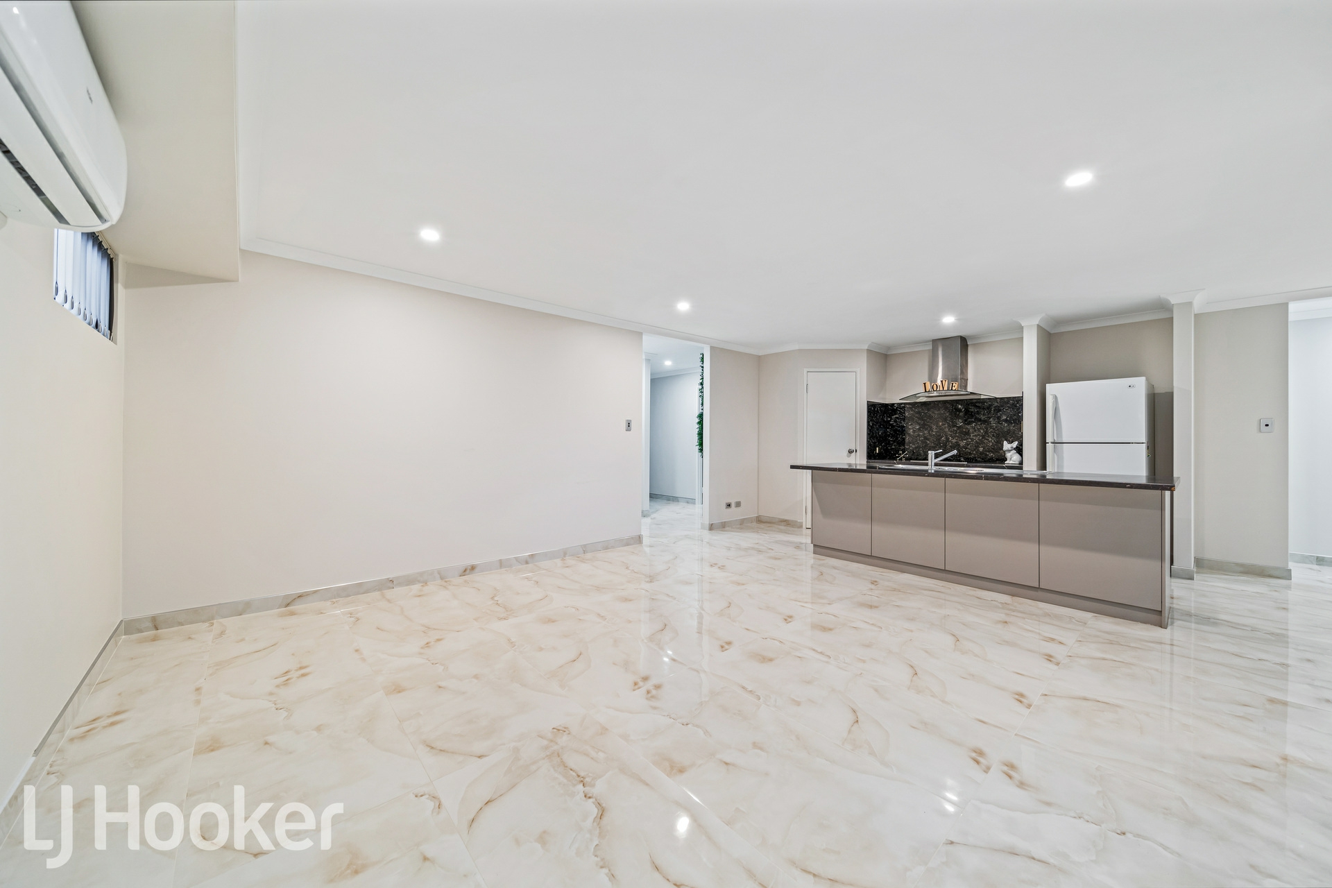 19 Retchford Way, QUEENS PARK