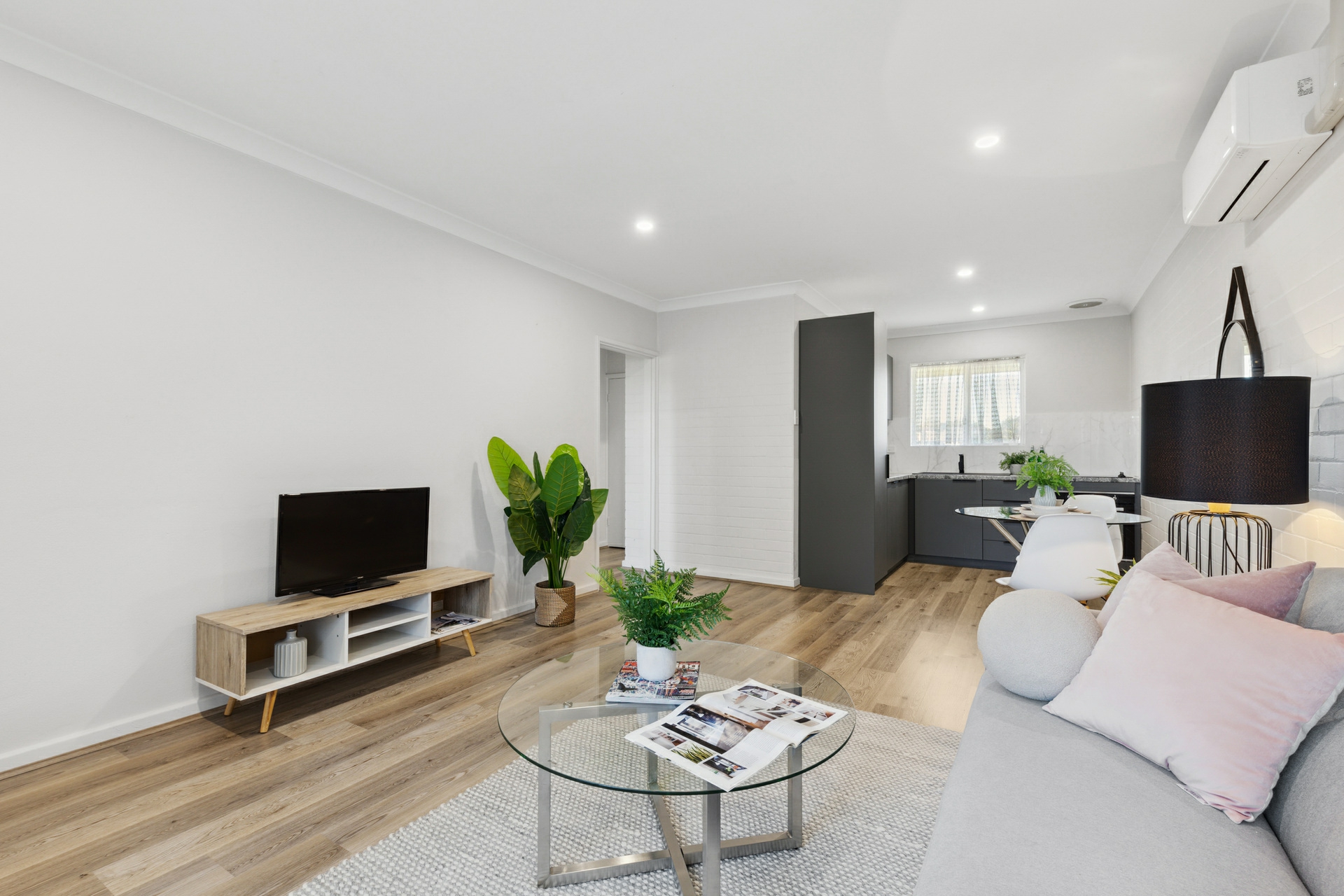 11/13 Grant Place, BENTLEY