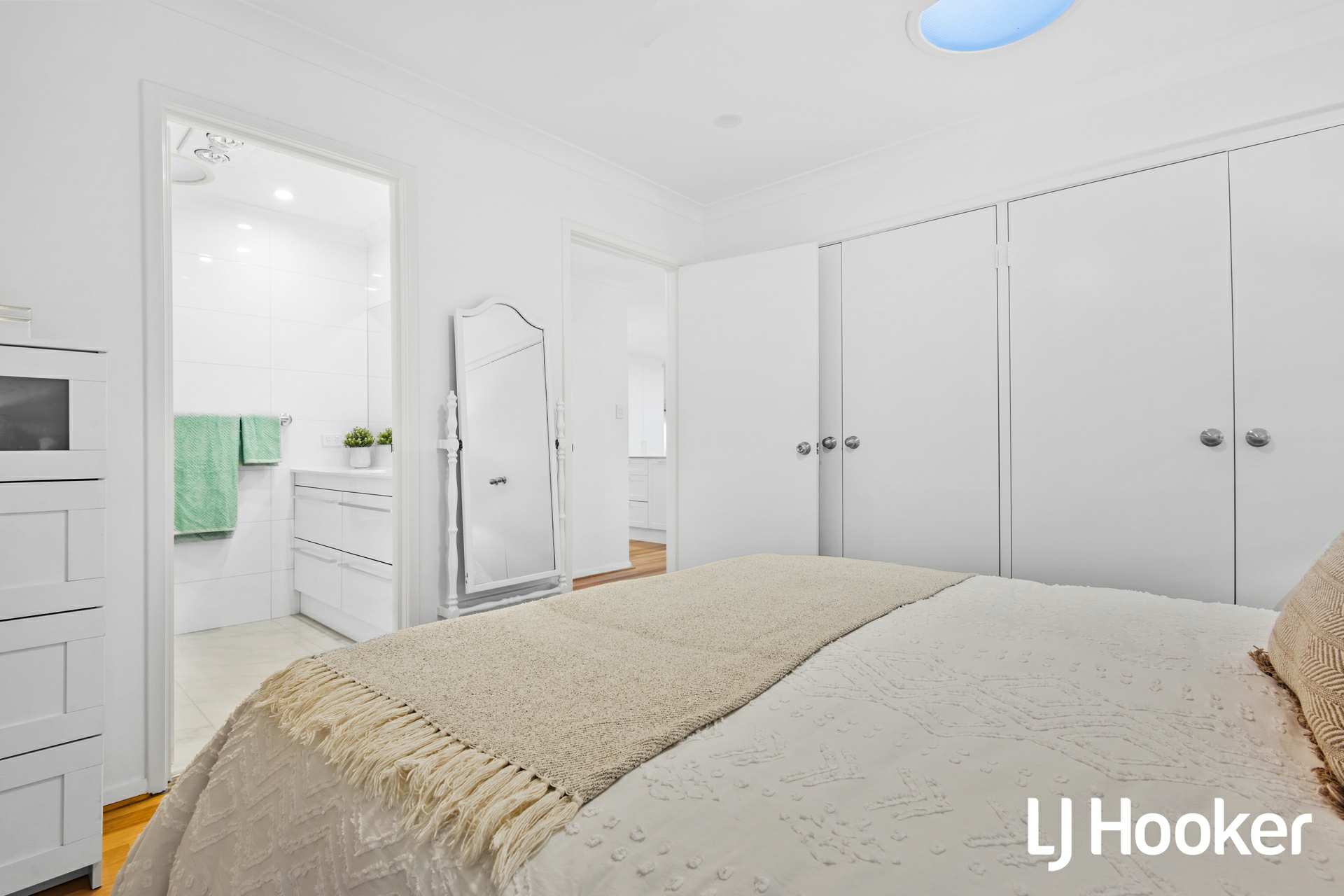 4/57 Leonora Street, Como