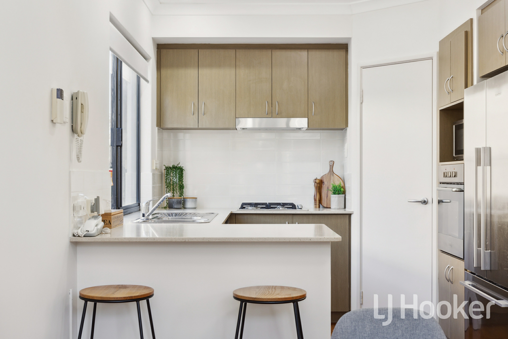 961A Albany Highway, EAST VICTORIA PARK