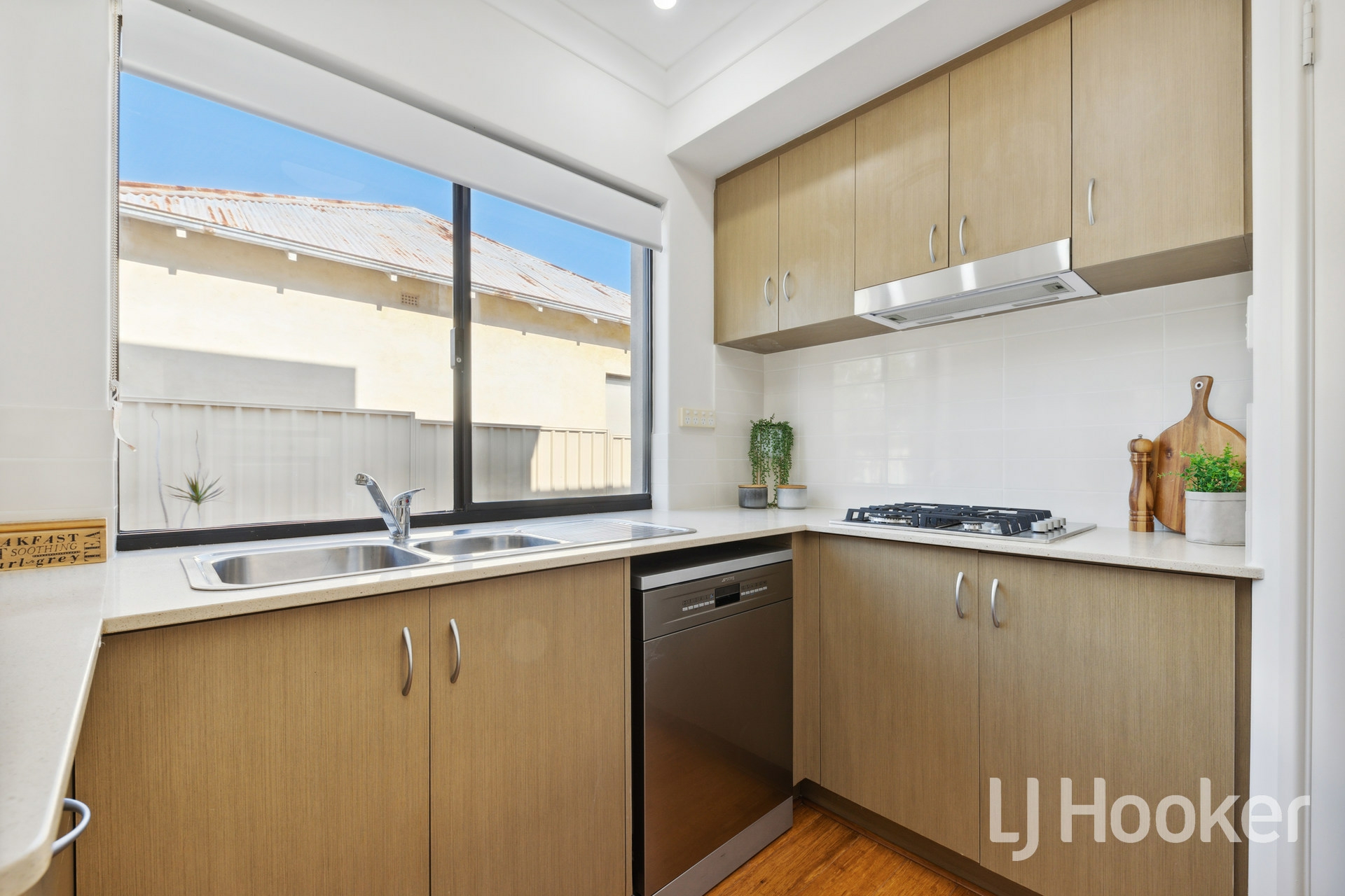 961A Albany Highway, EAST VICTORIA PARK