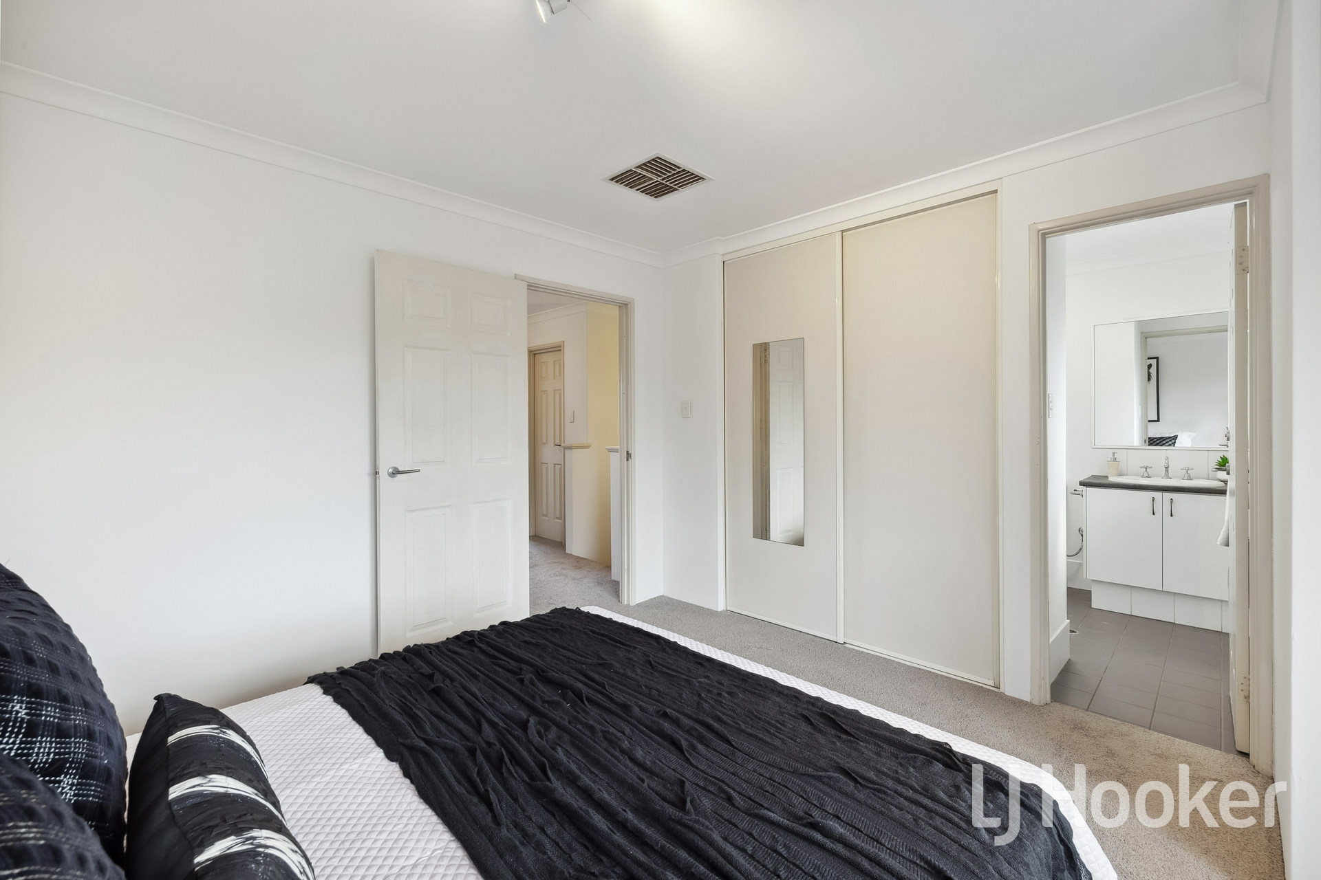22/22 Gochean Avenue, BENTLEY