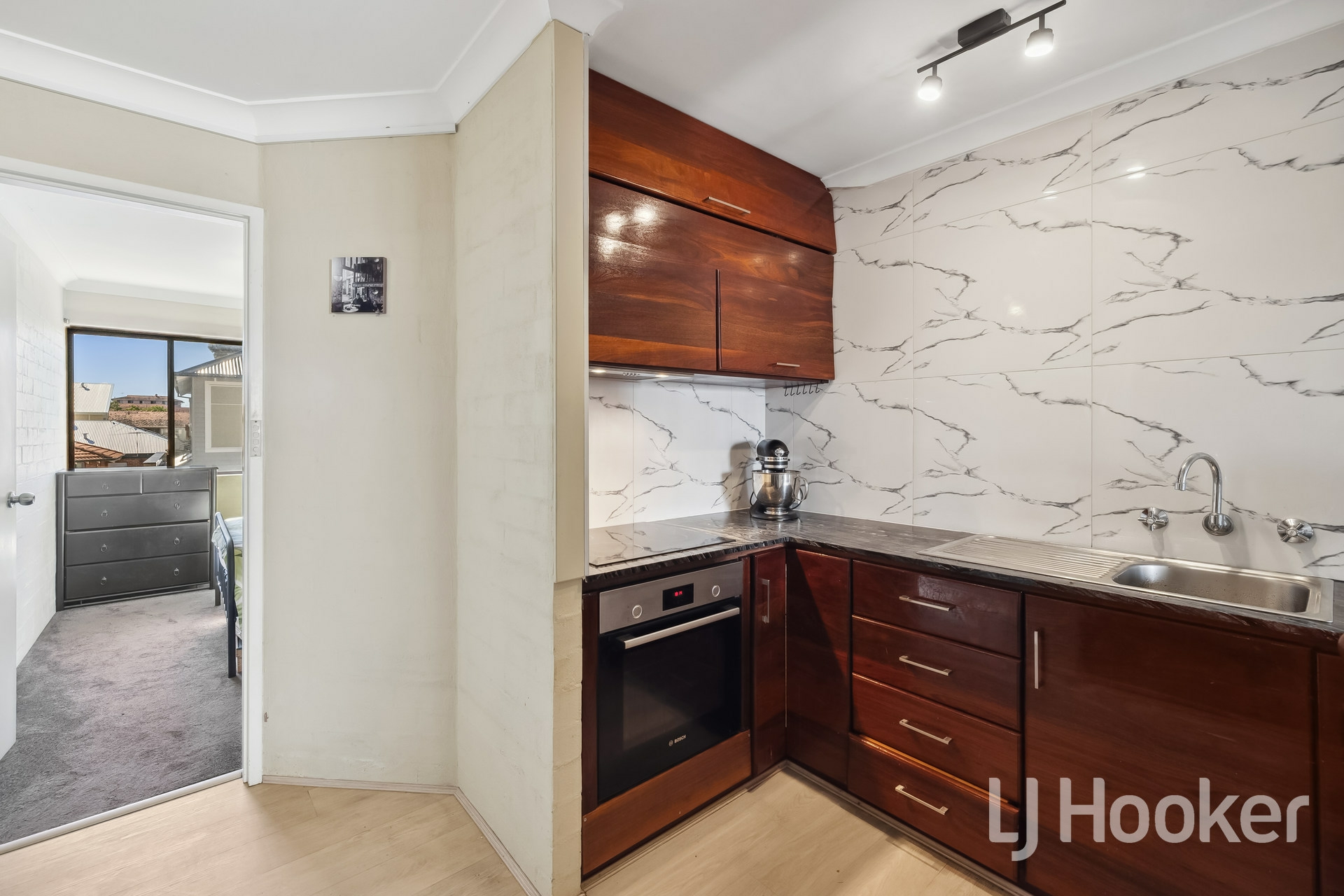 11/147 Hubert Street, EAST VICTORIA PARK