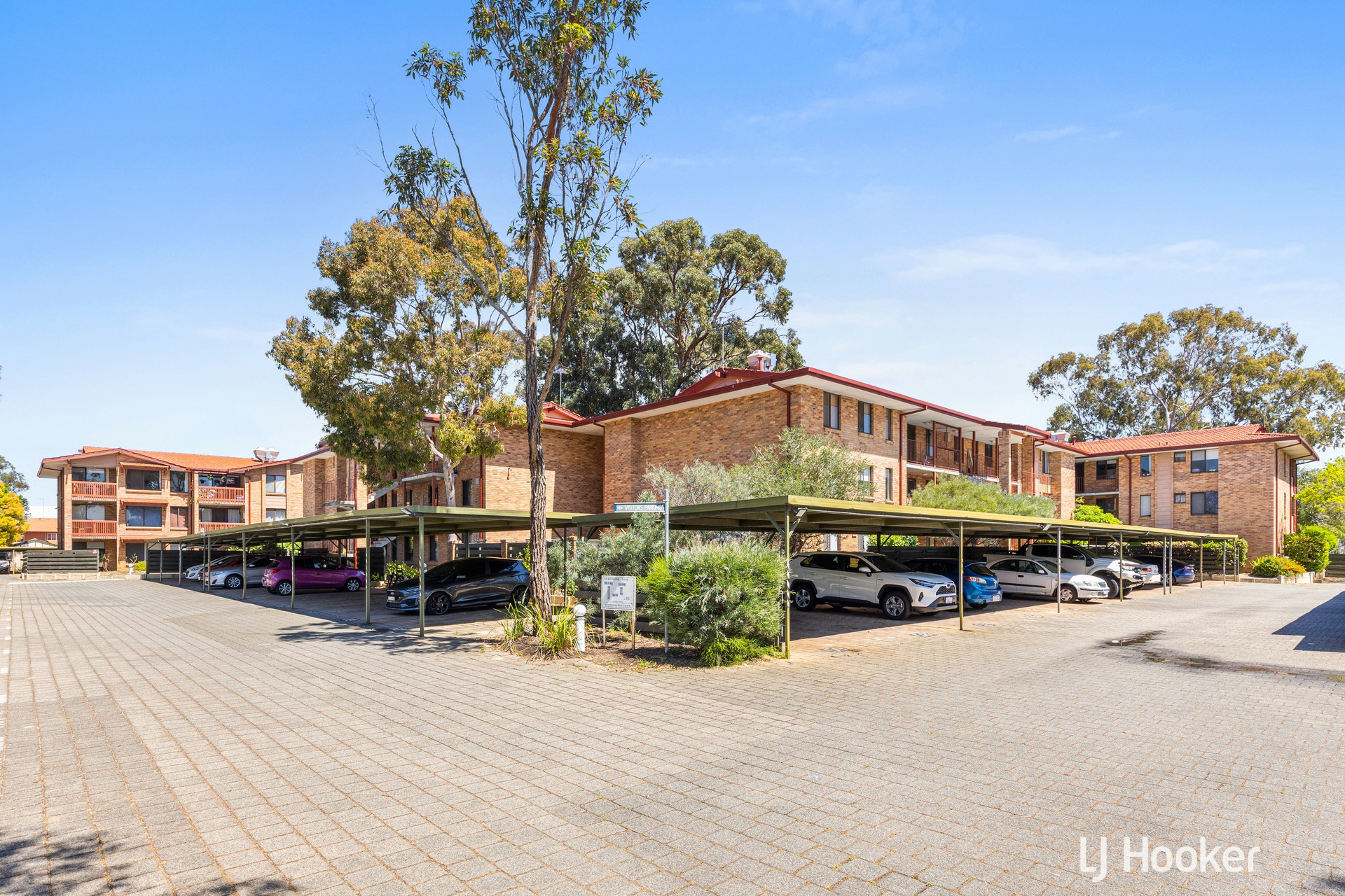 54/50 Moondine Drive, WEMBLEY
