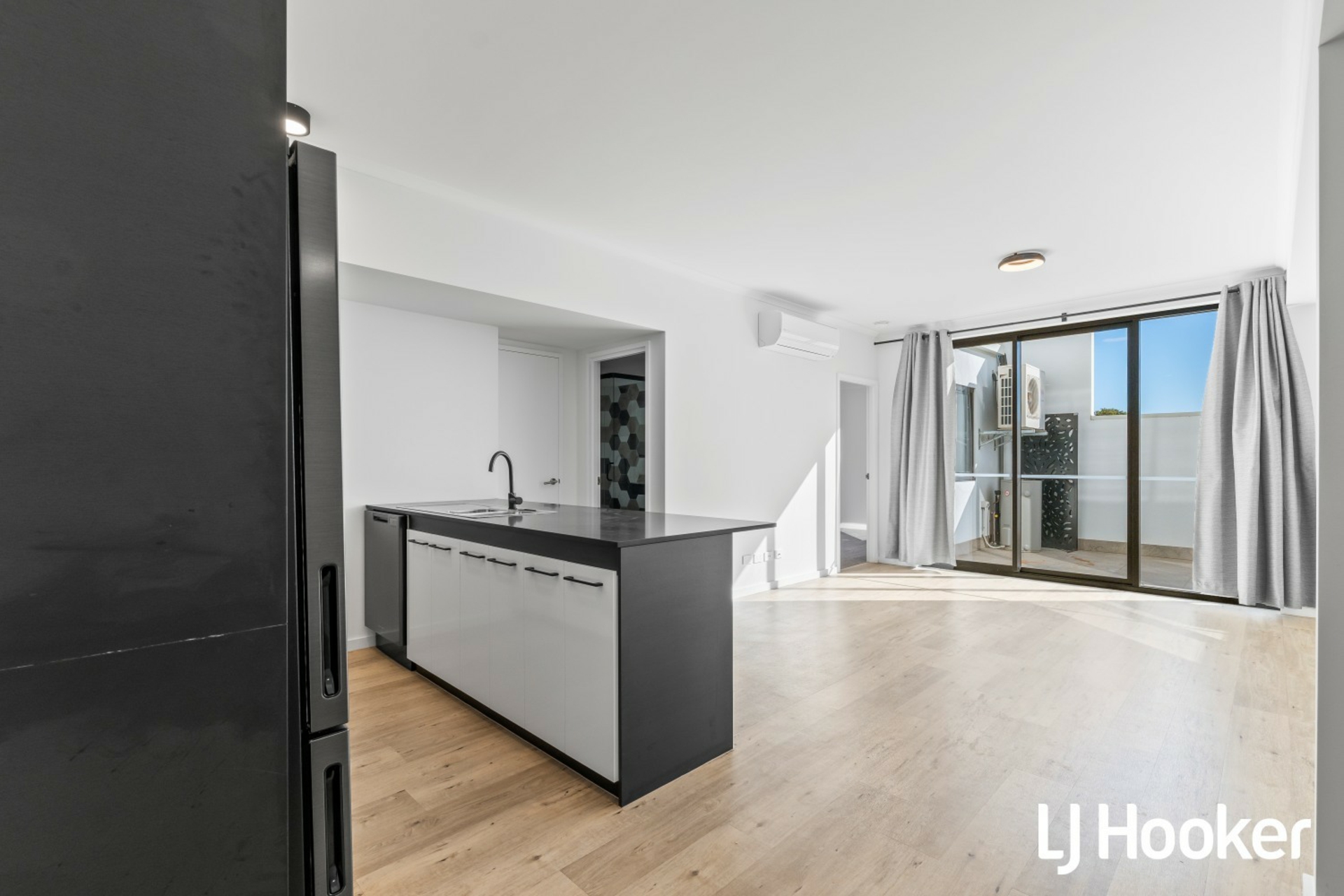 Unit 305/14 Cecil Av, CANNINGTON