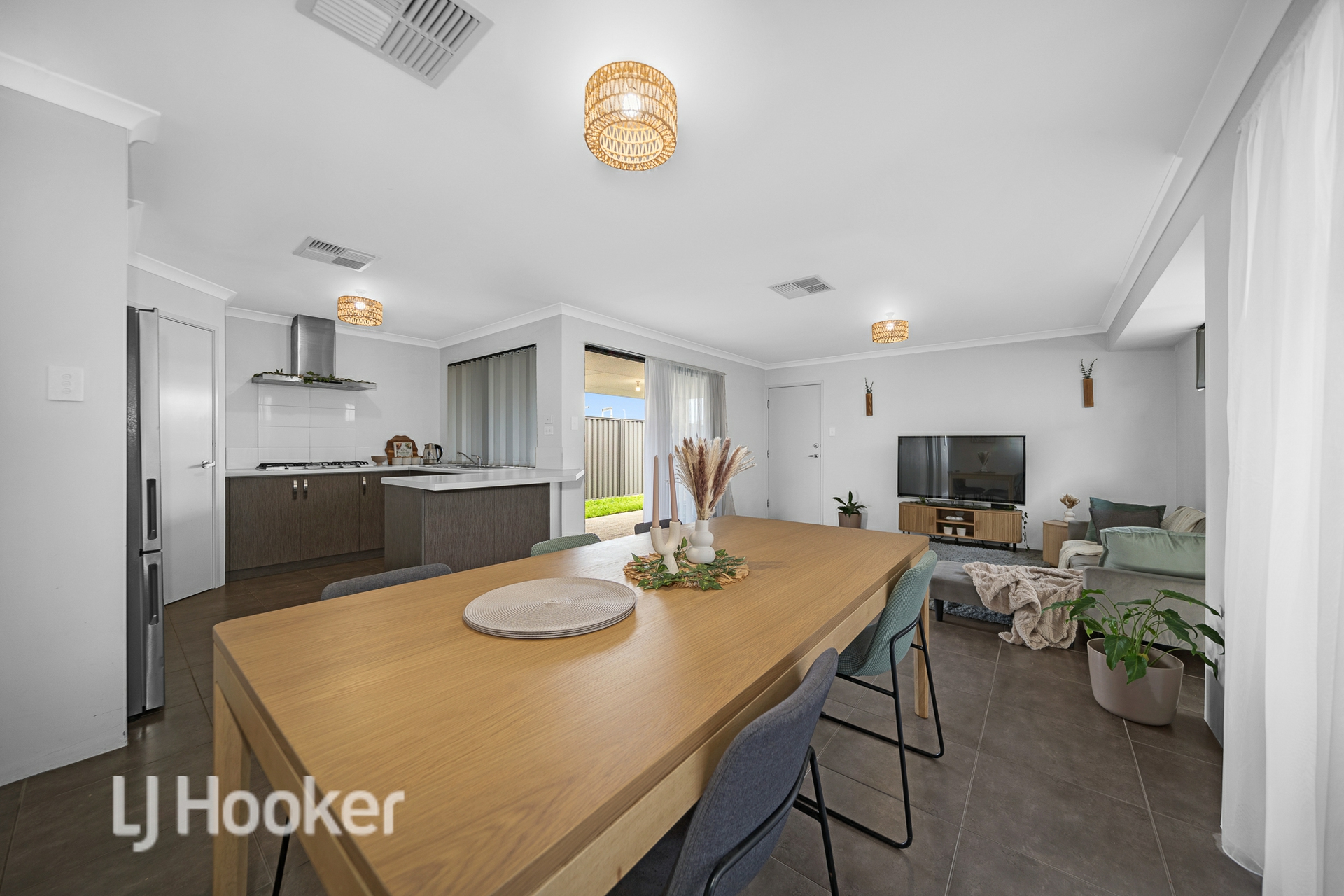 8 Goulburn Road, BALDIVIS