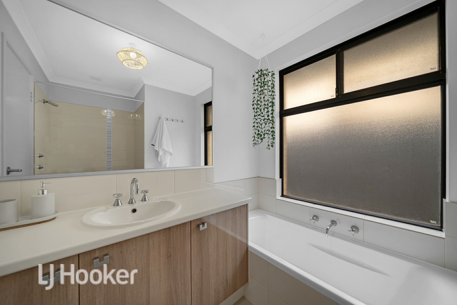 8 Goulburn Road, BALDIVIS
