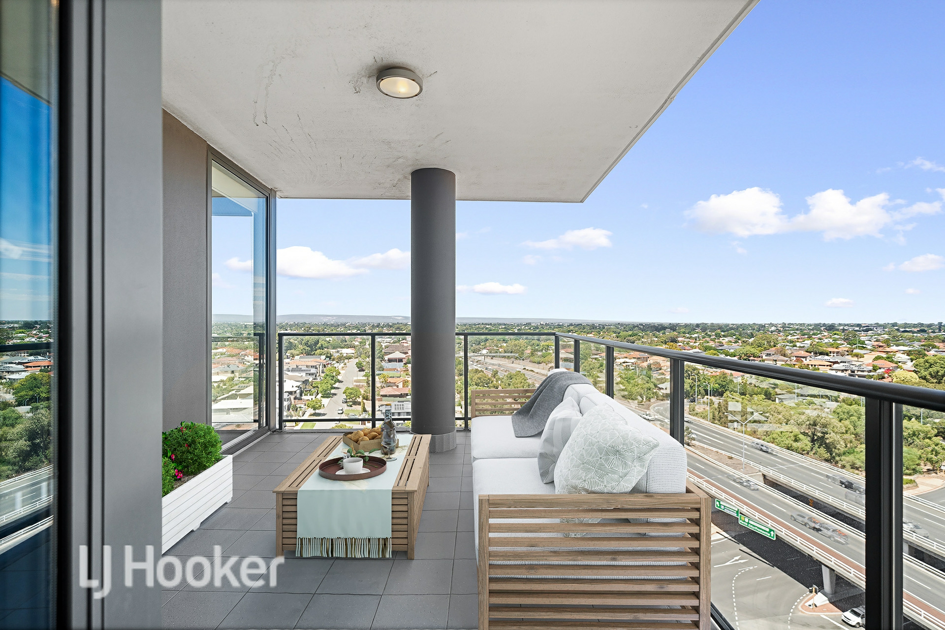 174/3 Homelea Court, RIVERVALE