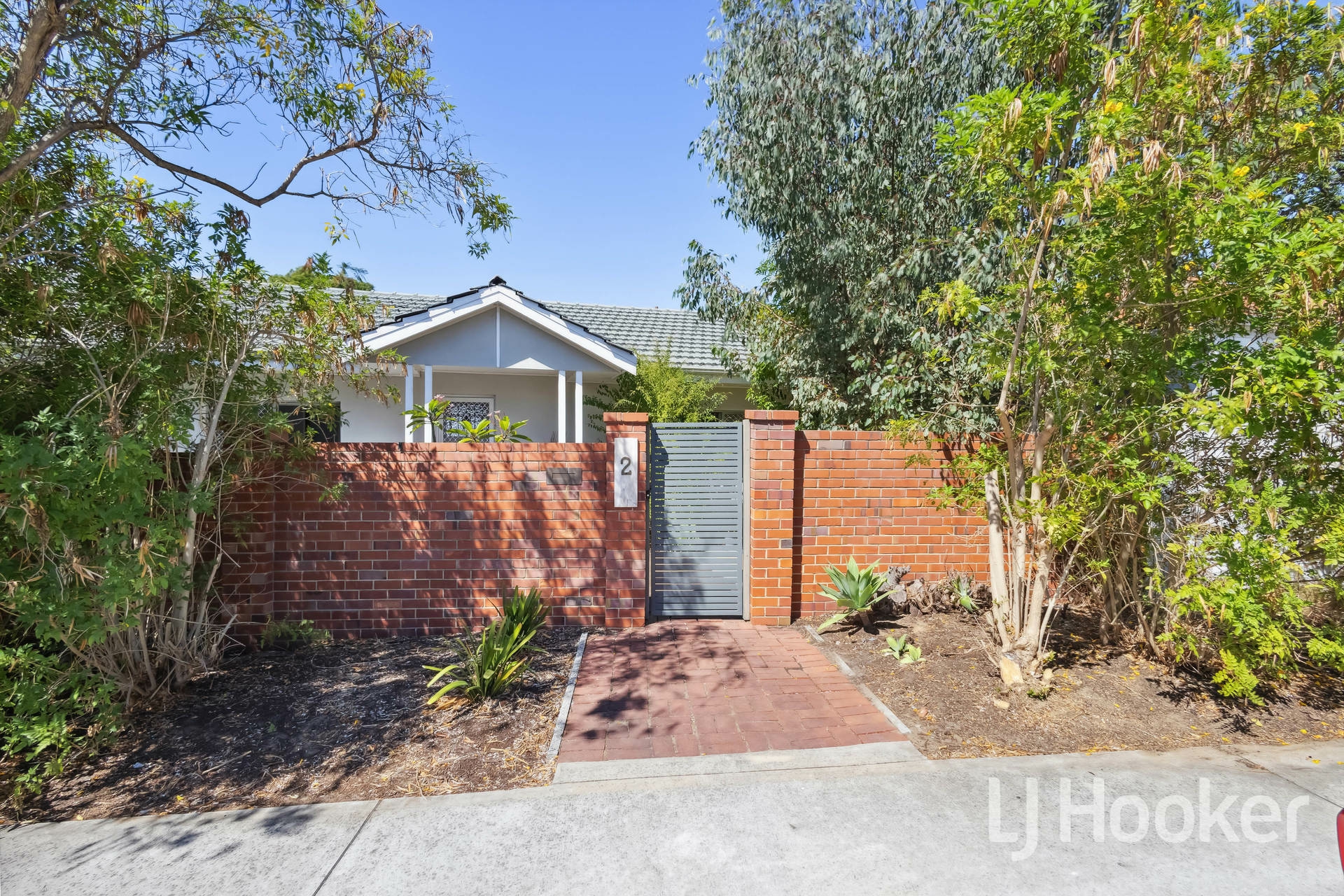 2 Bruce Street, NEDLANDS