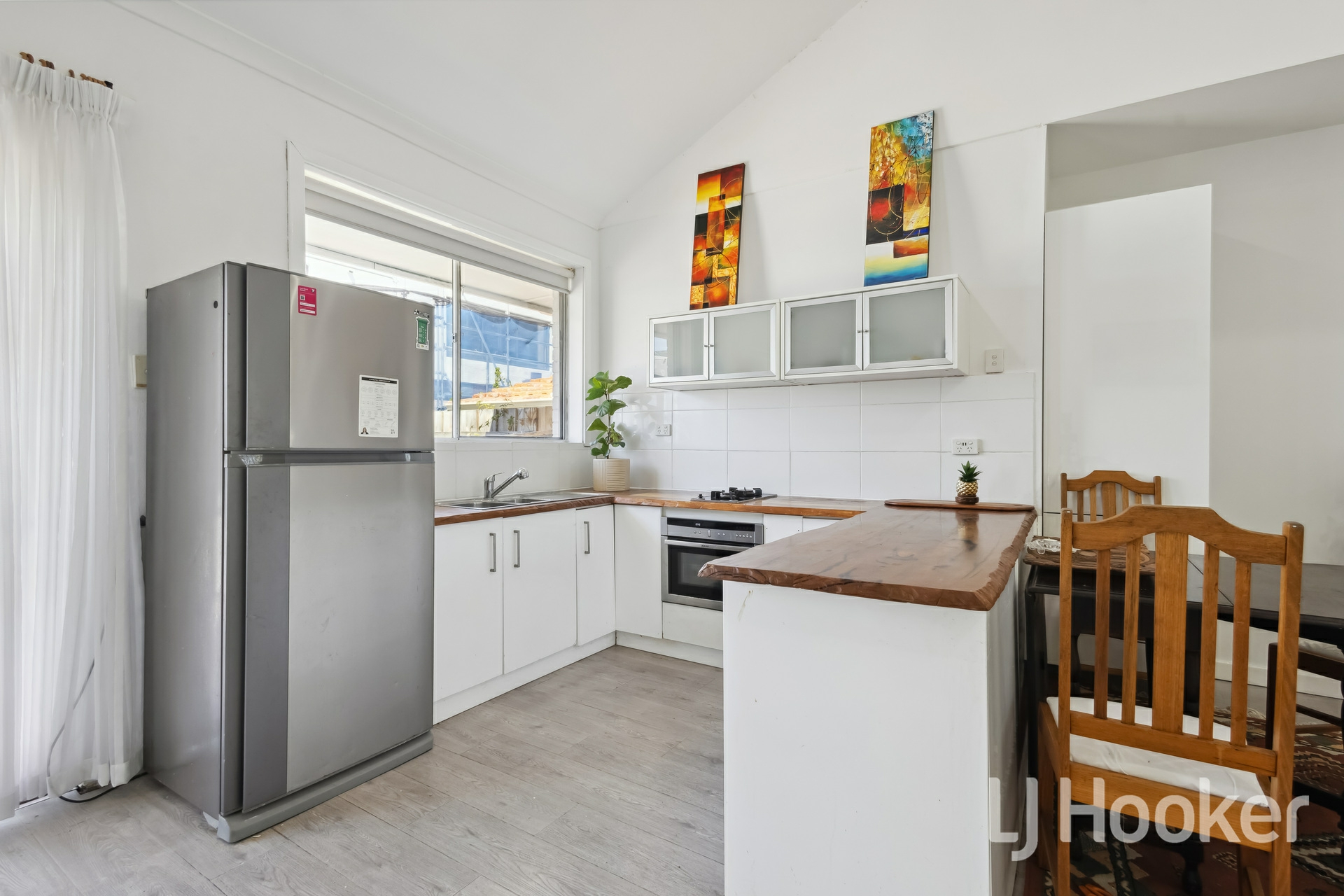 2 Bruce Street, NEDLANDS