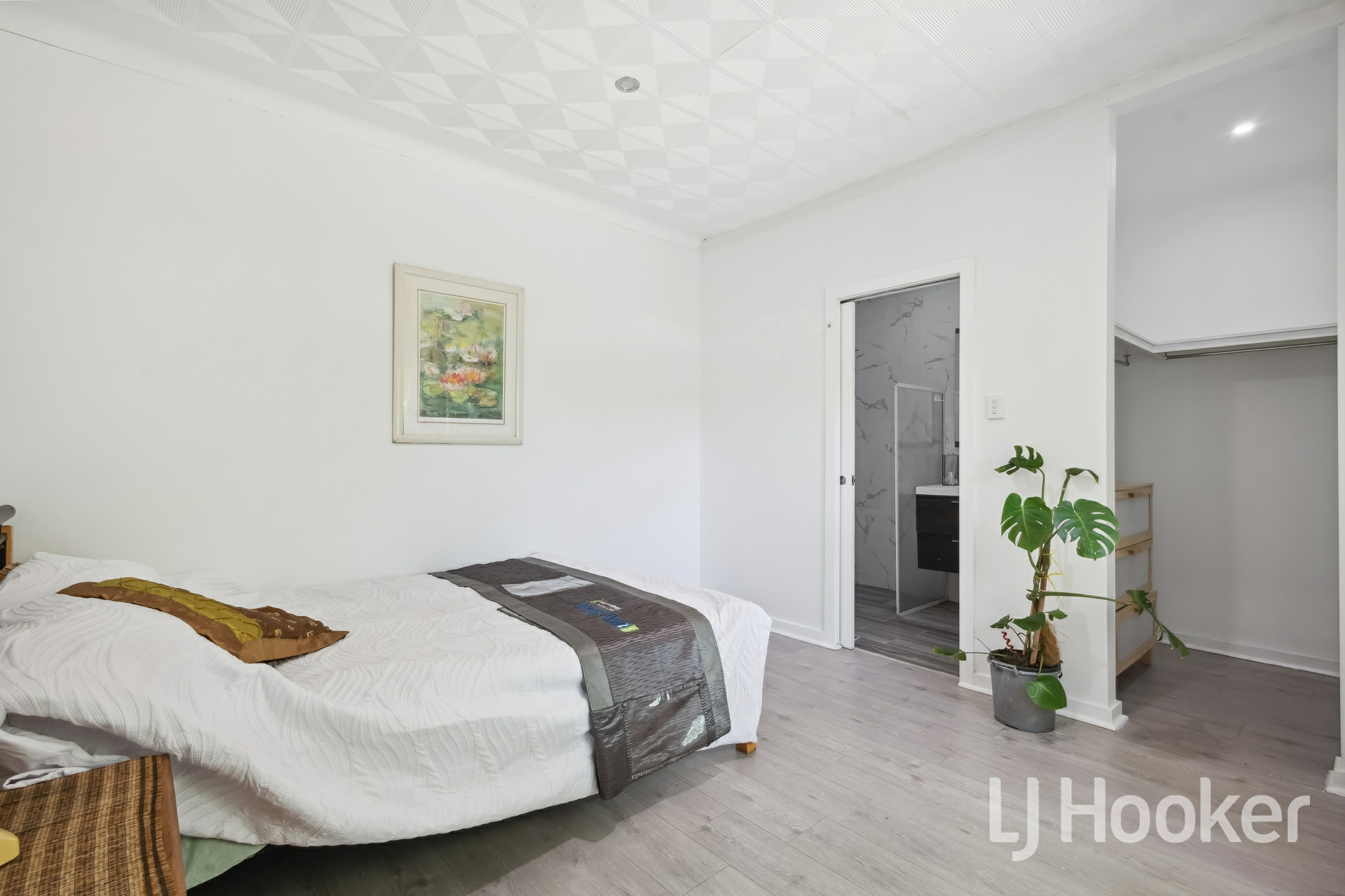 2 Bruce Street, NEDLANDS