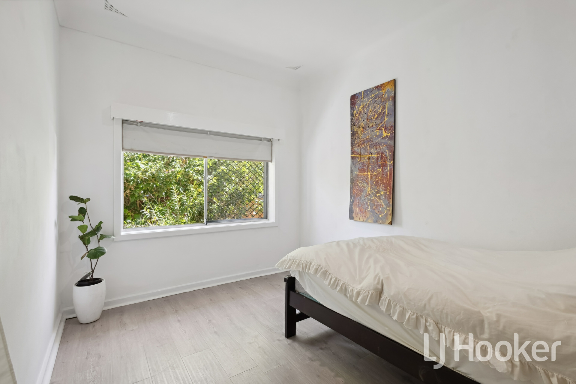 2 Bruce Street, NEDLANDS