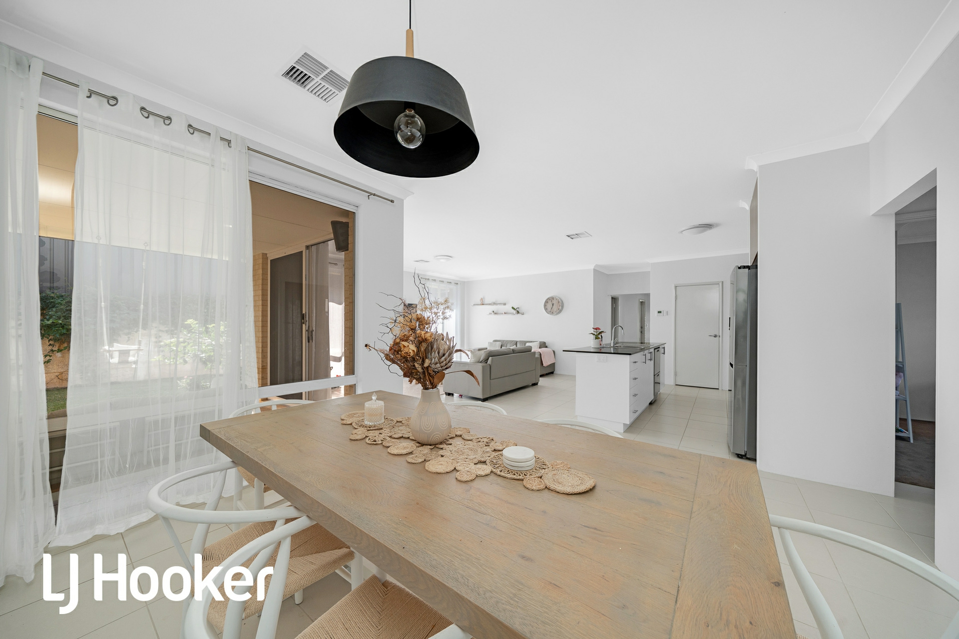 17 Kalbarri Pass, JANE BROOK