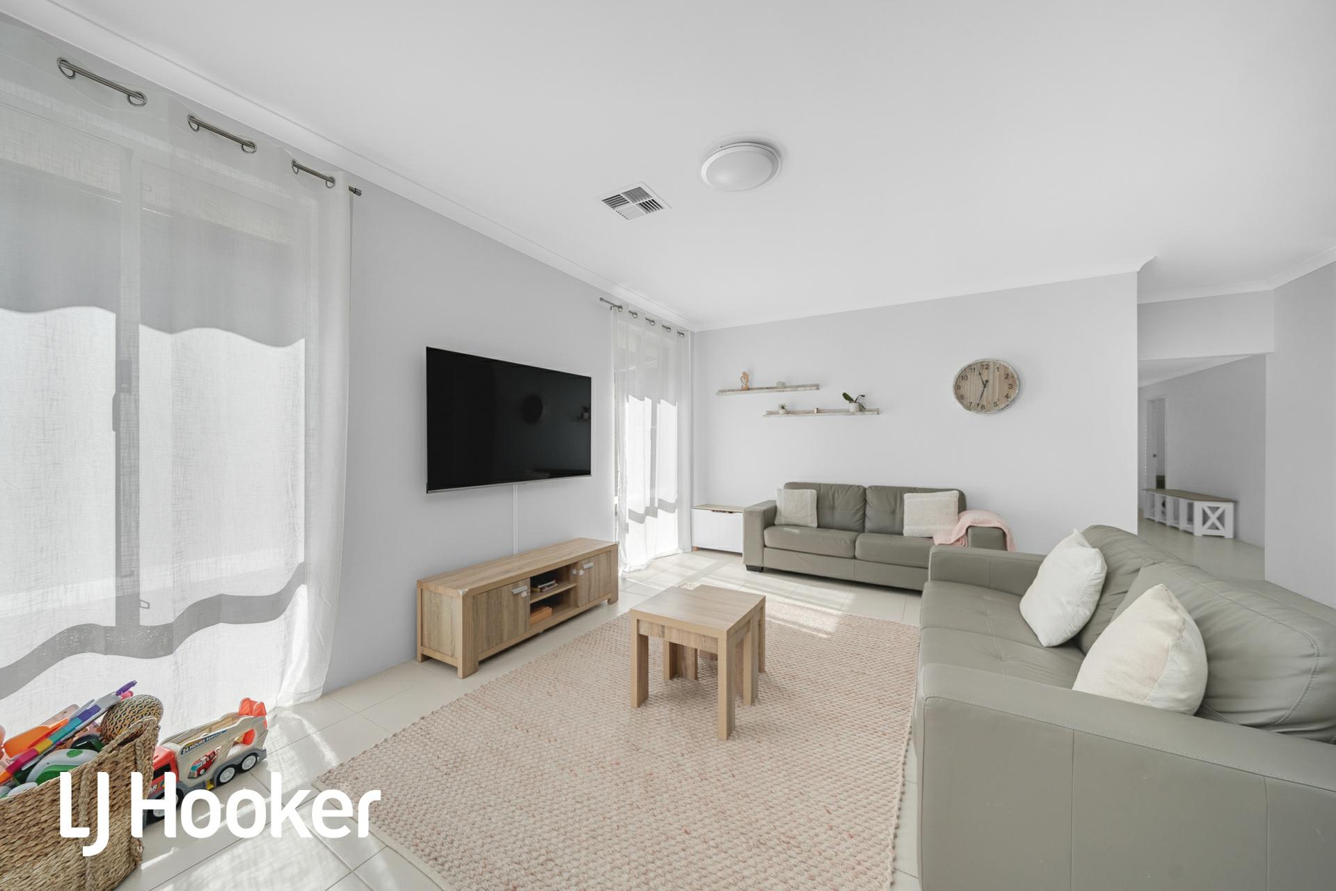 17 Kalbarri Pass, JANE BROOK