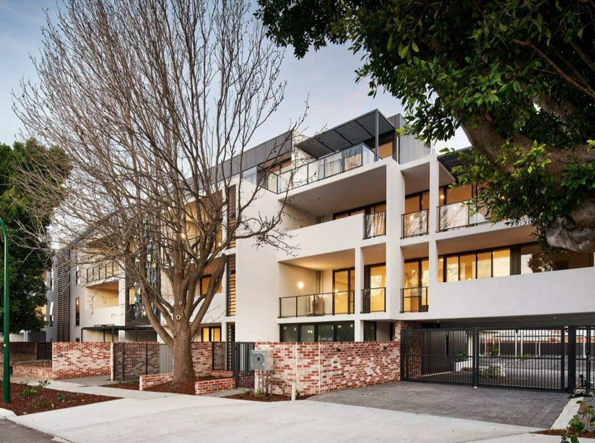30/8 Basinghall Street, EAST VICTORIA PARK