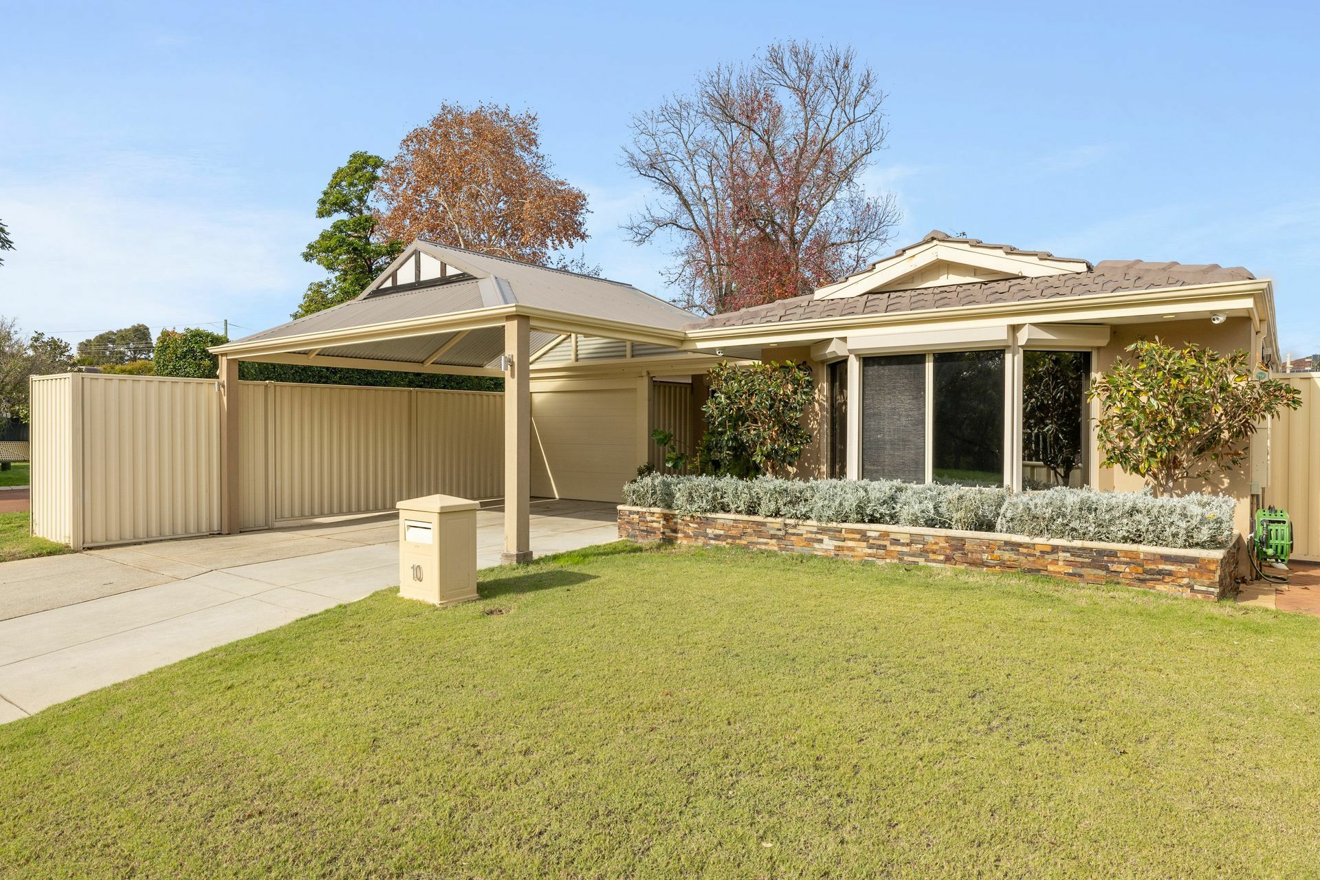10 Windsor Drive, GOSNELLS