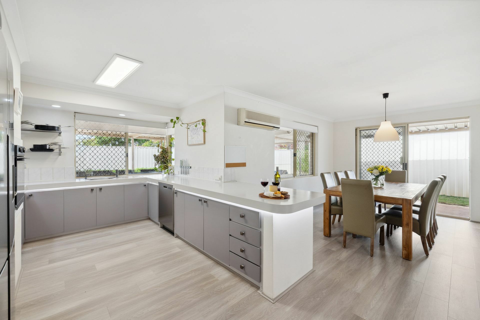 10 Windsor Drive, GOSNELLS