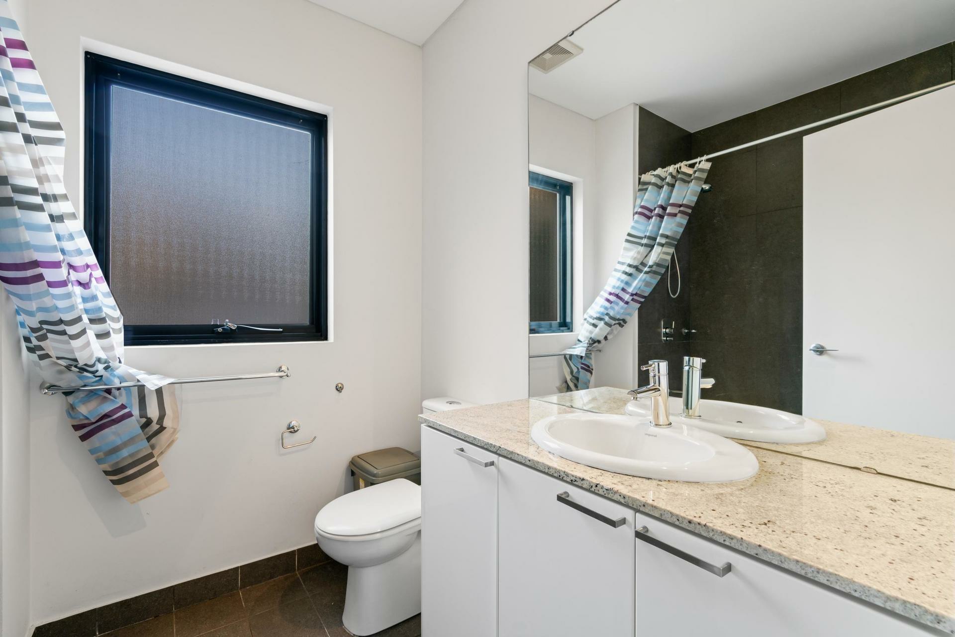 Unit 20/124 Mounts Bay Rd, PERTH