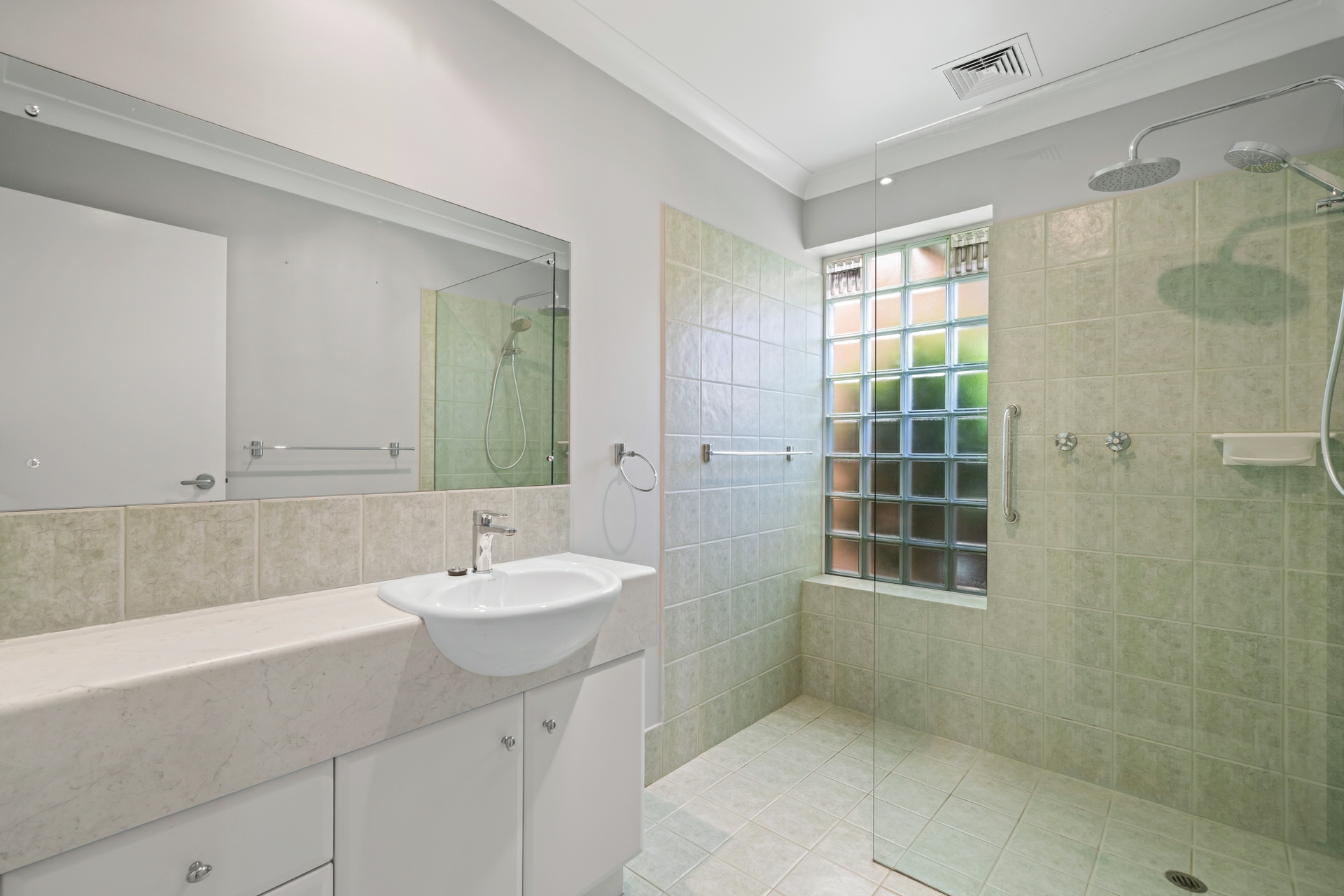 1/1 Wheatley Dr, BULL CREEK