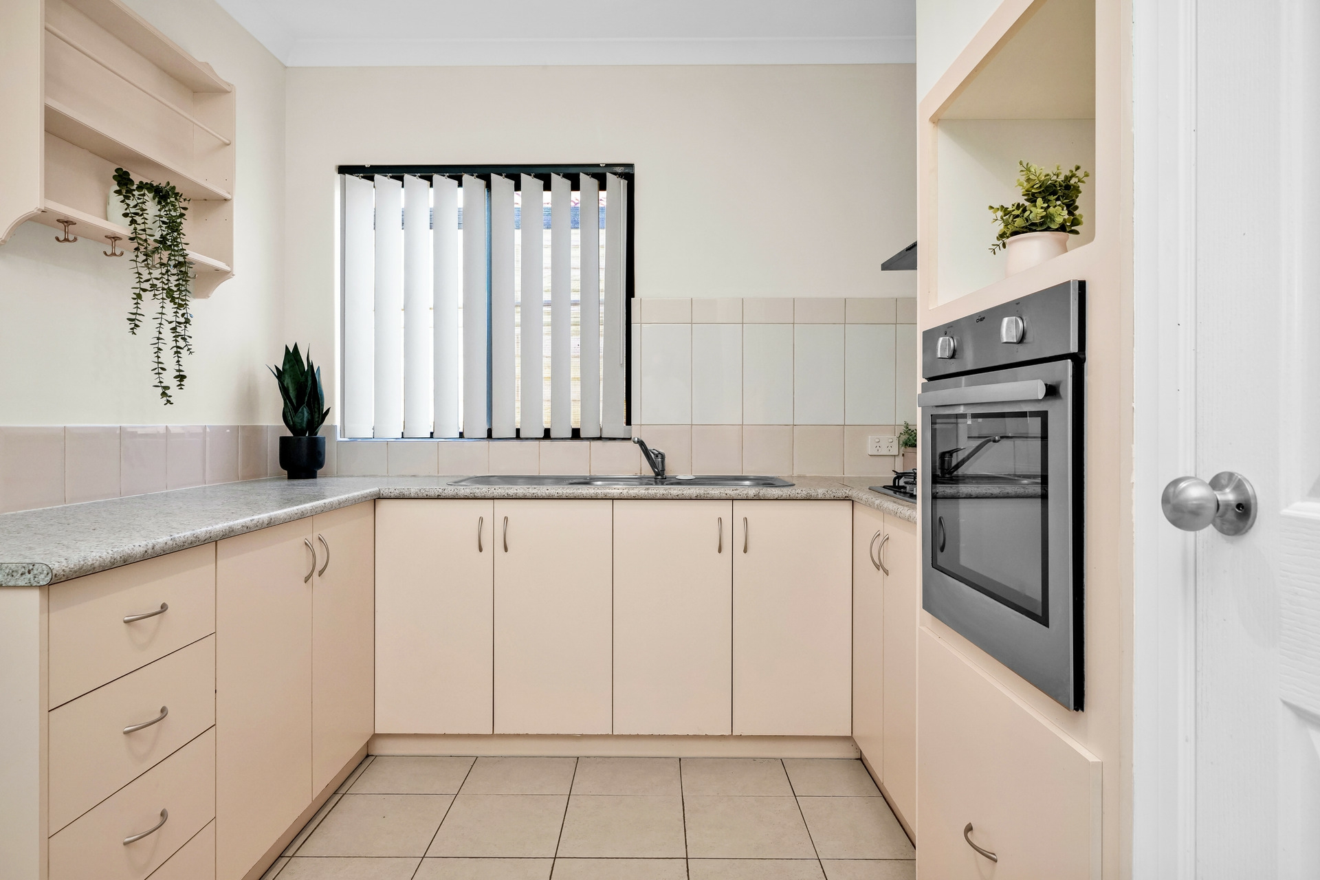 5/56-58 Henry Street — photo 16 of 26