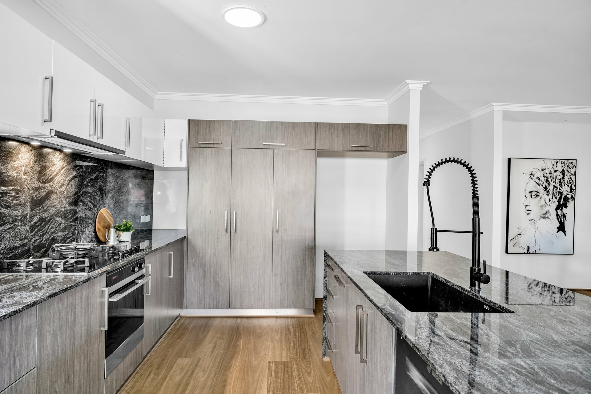 8A Deverell Way — photo 11 of 29