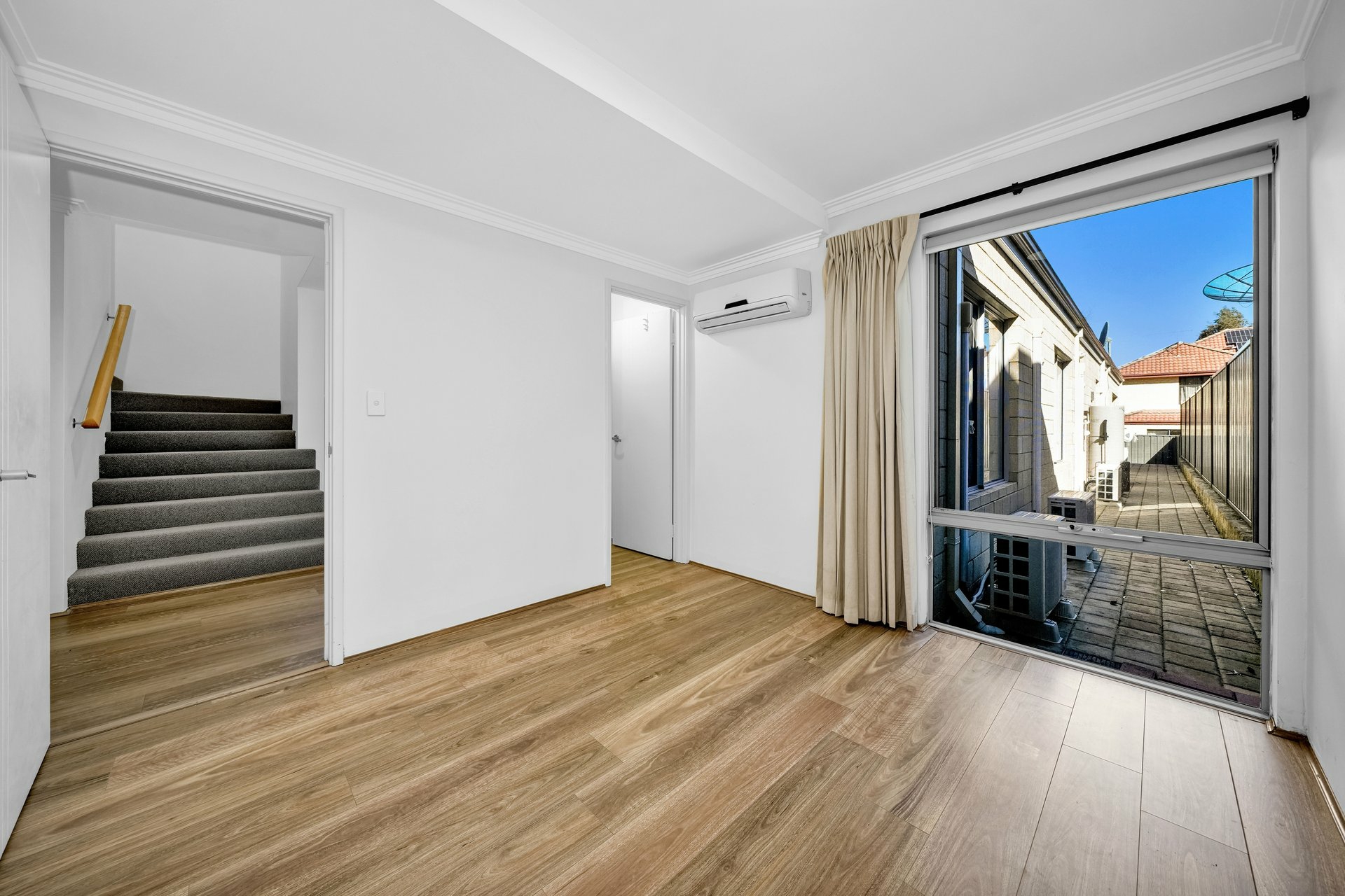 8A Deverell Way — photo 14 of 29