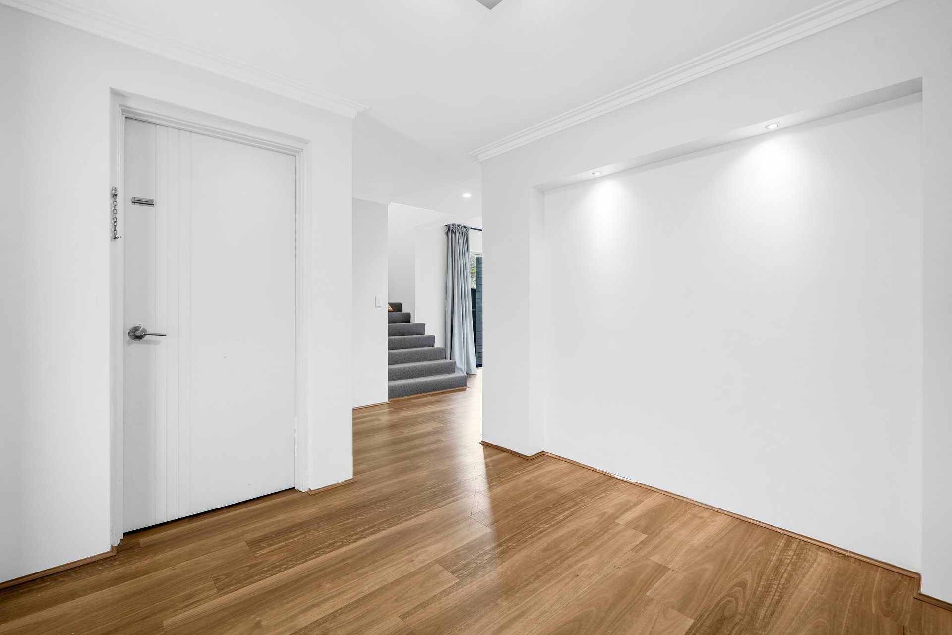 8A Deverell Way — photo 20 of 29