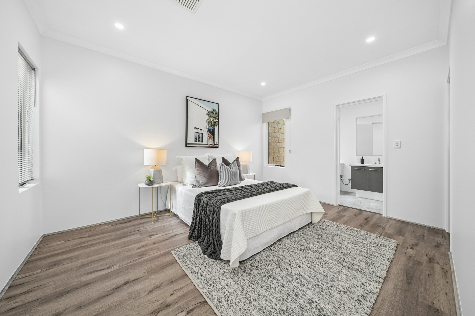 8A Cunnington Way — photo 9 of 27