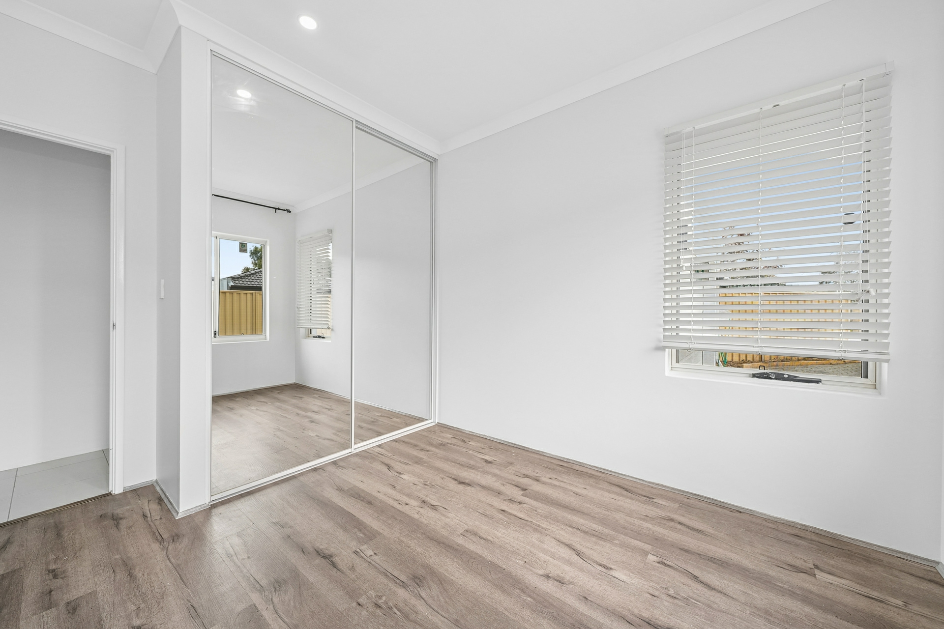 8A Cunnington Way — photo 14 of 27