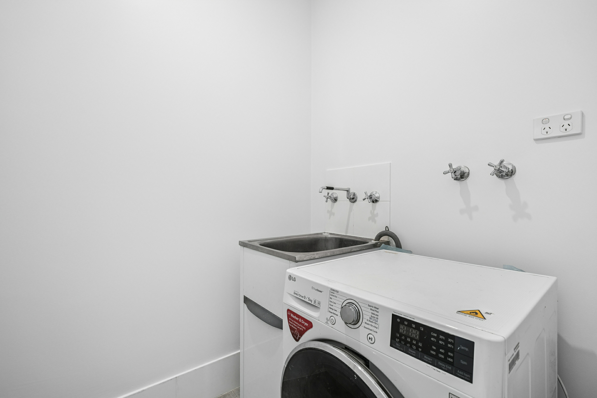 8A Cunnington Way — photo 20 of 27