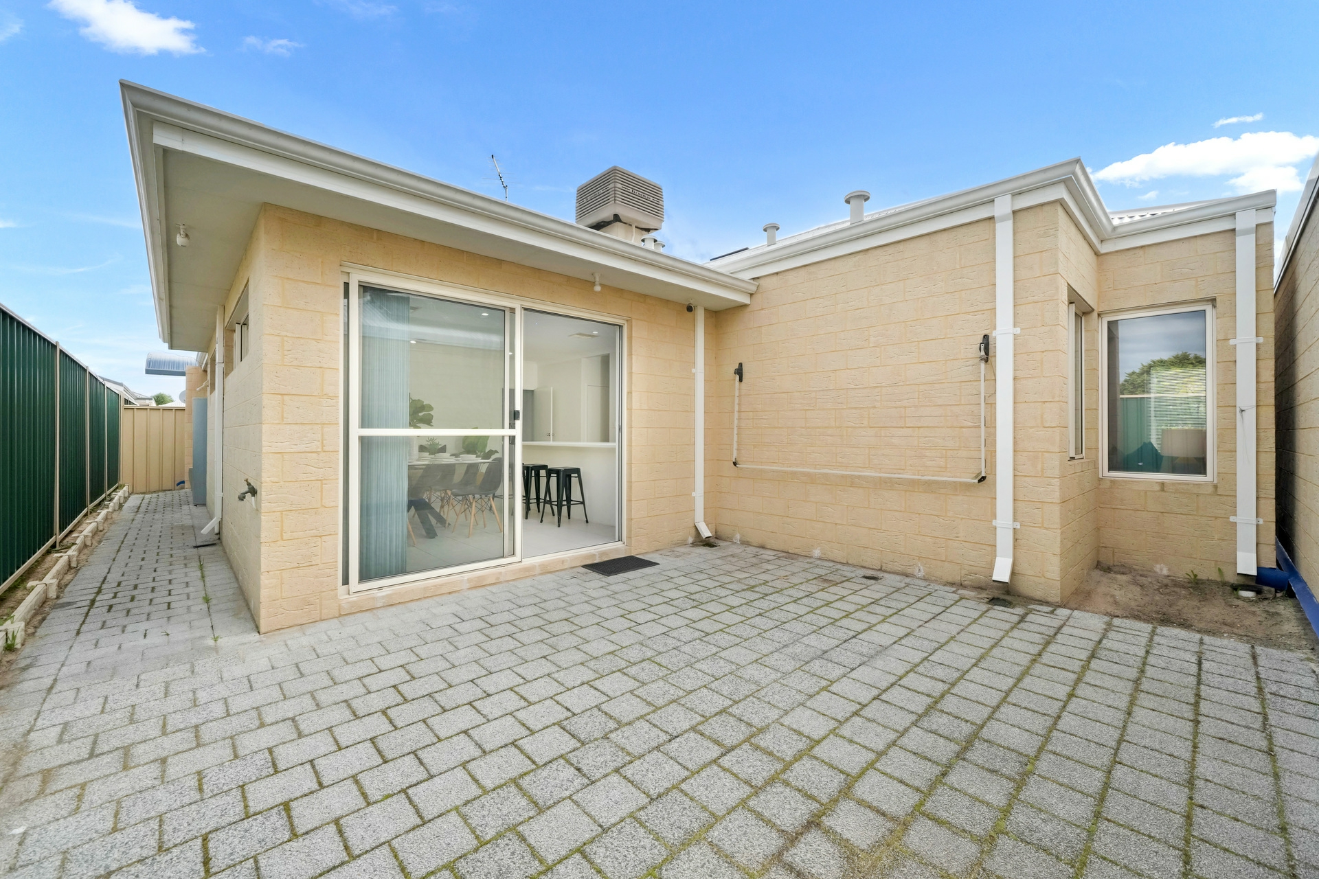 8A Cunnington Way — photo 23 of 27