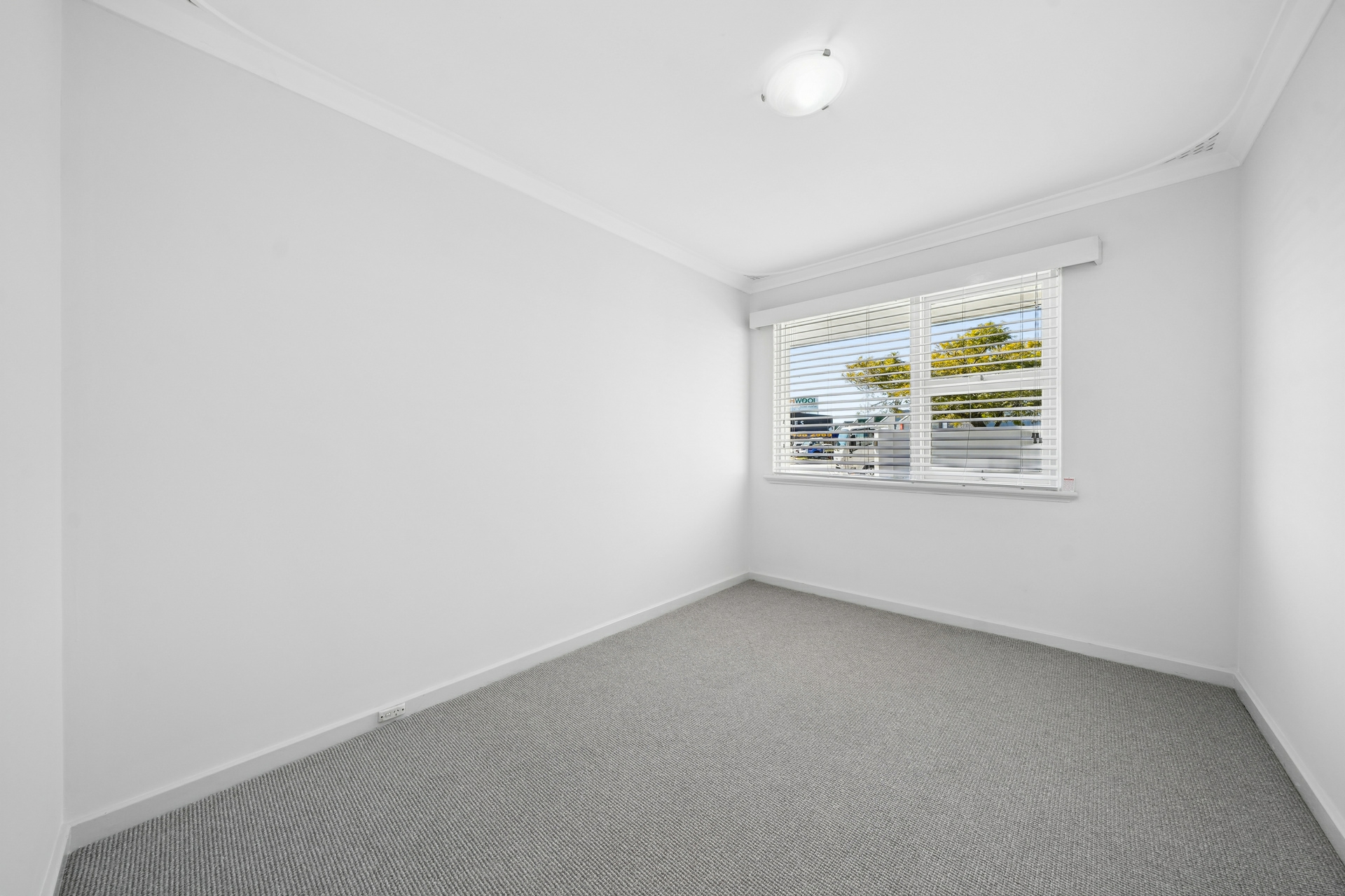 251 Welshpool Road — photo 11 of 23