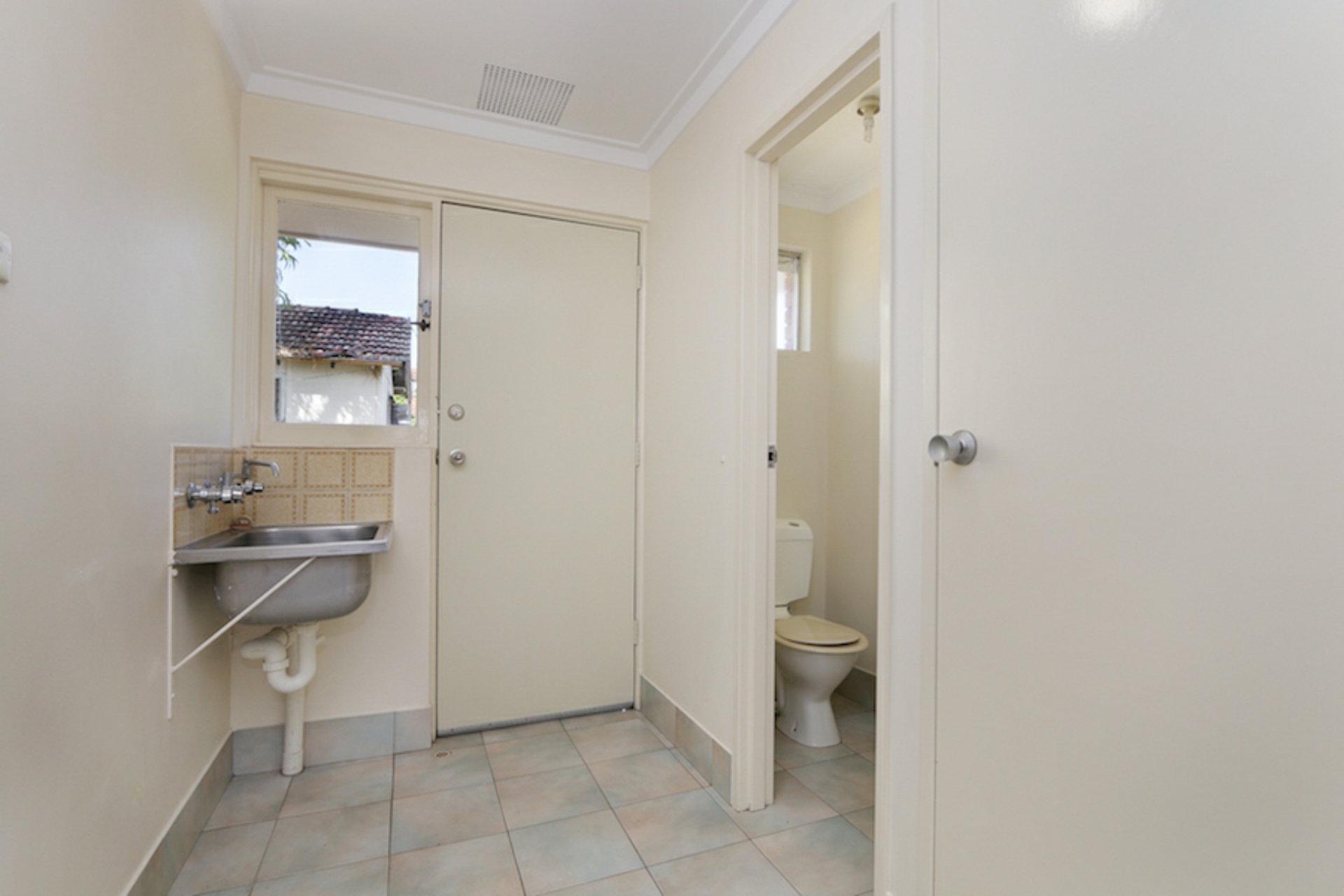17 Apollo Way — photo 10 of 13